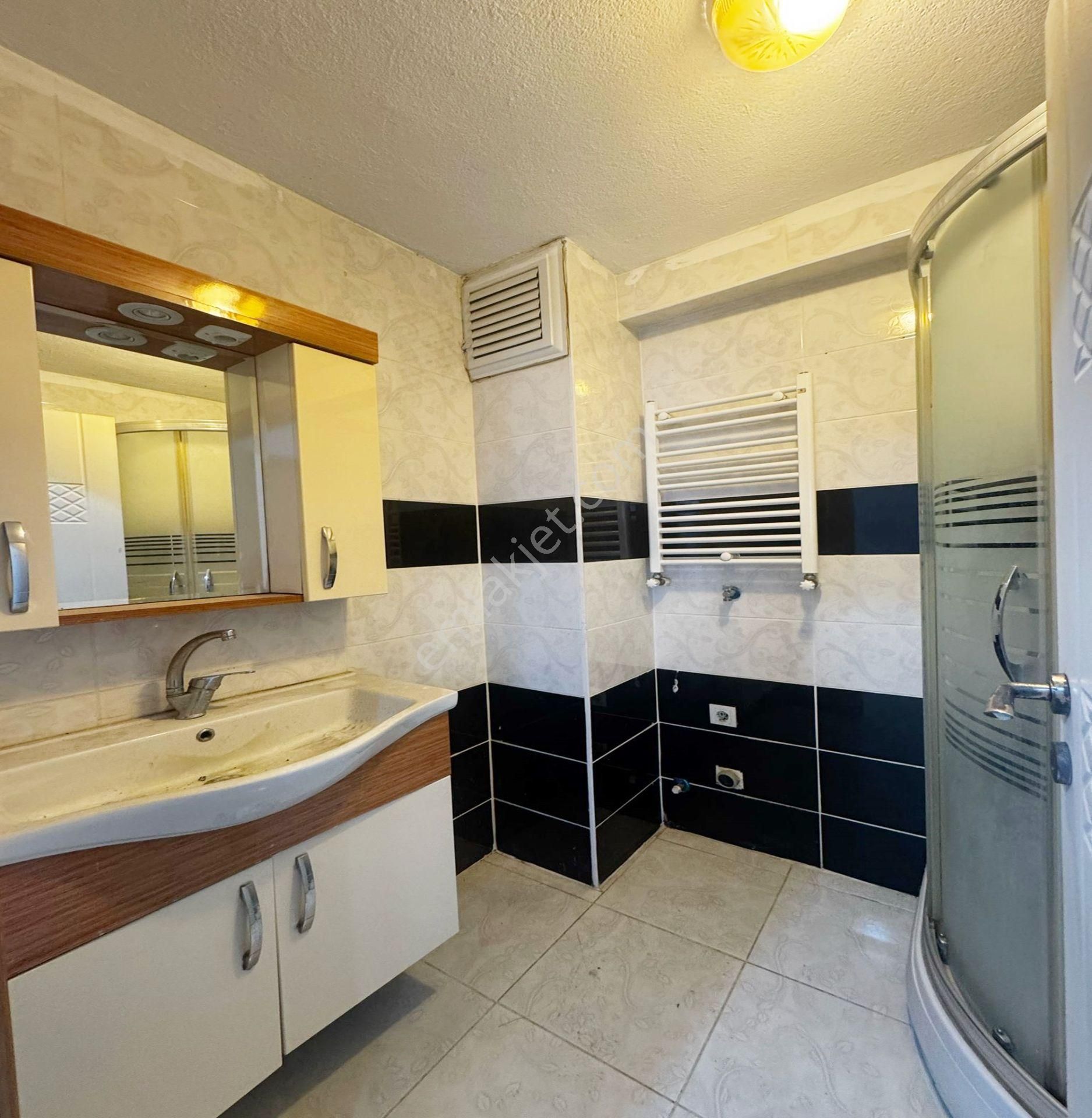 Metrobüs Güzergahında 2+1 Temiz Yeni Bina Merkezi Konumda Satılık Daire - Görsel 12