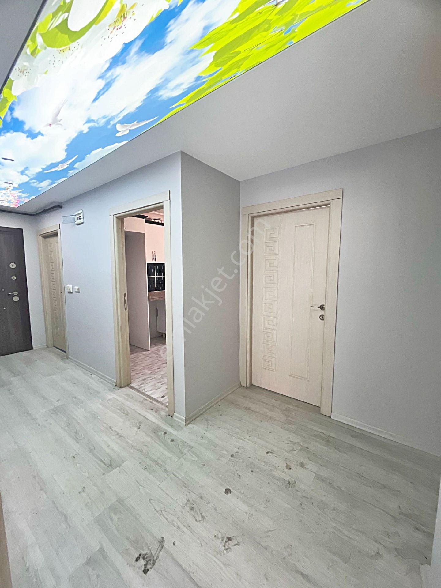 Metrobüse Yakın Masrafsız 100m2 Okul Ve Avm Yürüme Mesafesinde 2+1 Satılık Daire - Görsel 2