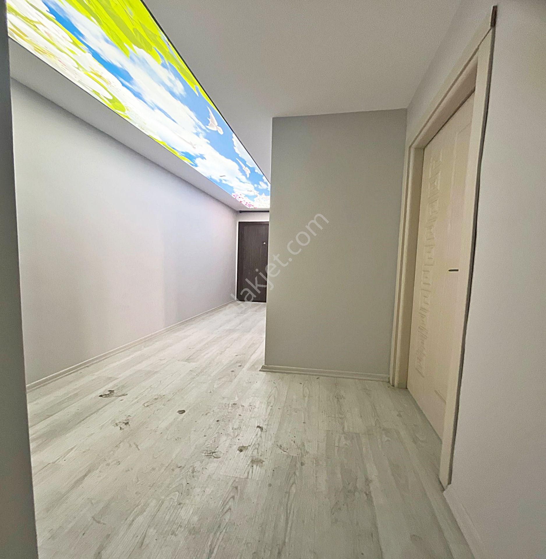 Metrobüse Yakın Masrafsız 100m2 Okul Ve Avm Yürüme Mesafesinde 2+1 Satılık Daire - Görsel 32
