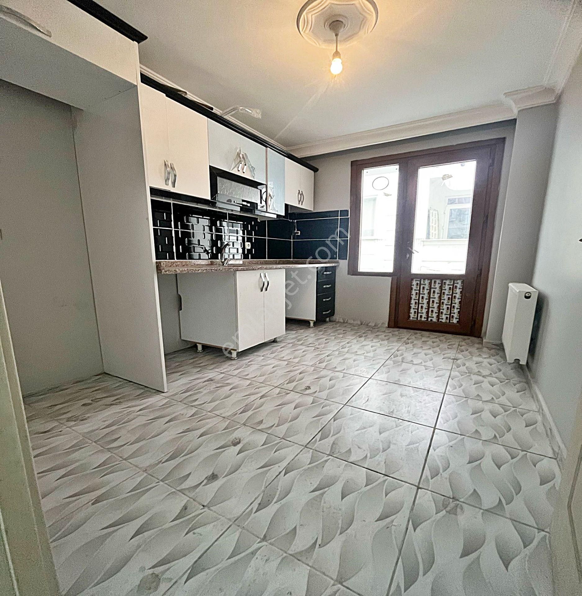 Metrobüse Yakın Masrafsız 100m2 Okul Ve Avm Yürüme Mesafesinde 2+1 Satılık Daire - Görsel 13