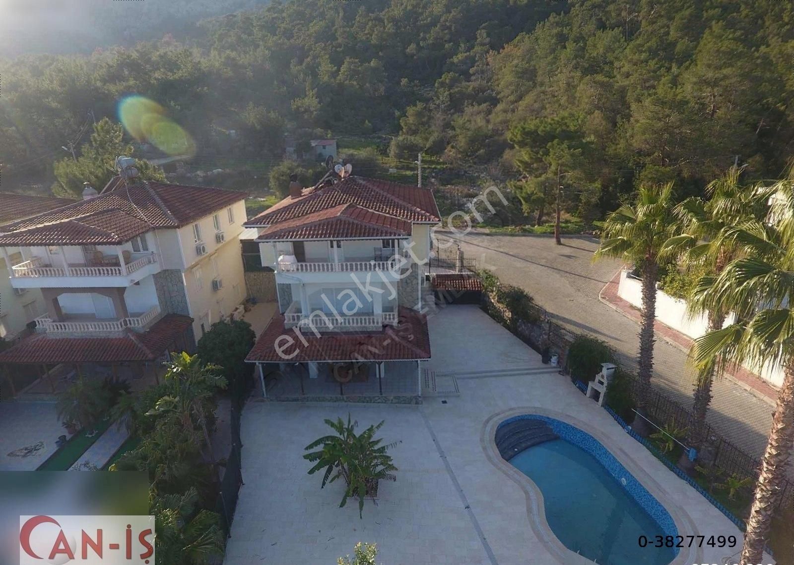 Göynükte Müstakil 4+1 Tripleks Deniz Manzaralı Villa Caniş Emlak - Görsel 31