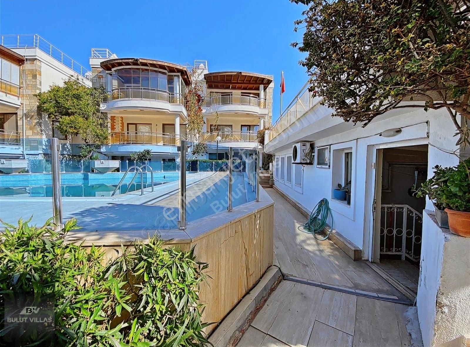 Turgutreis Marina Karşısı Havuzlu Sitede Satılık 2+1 Giriş Daire - Görsel 8