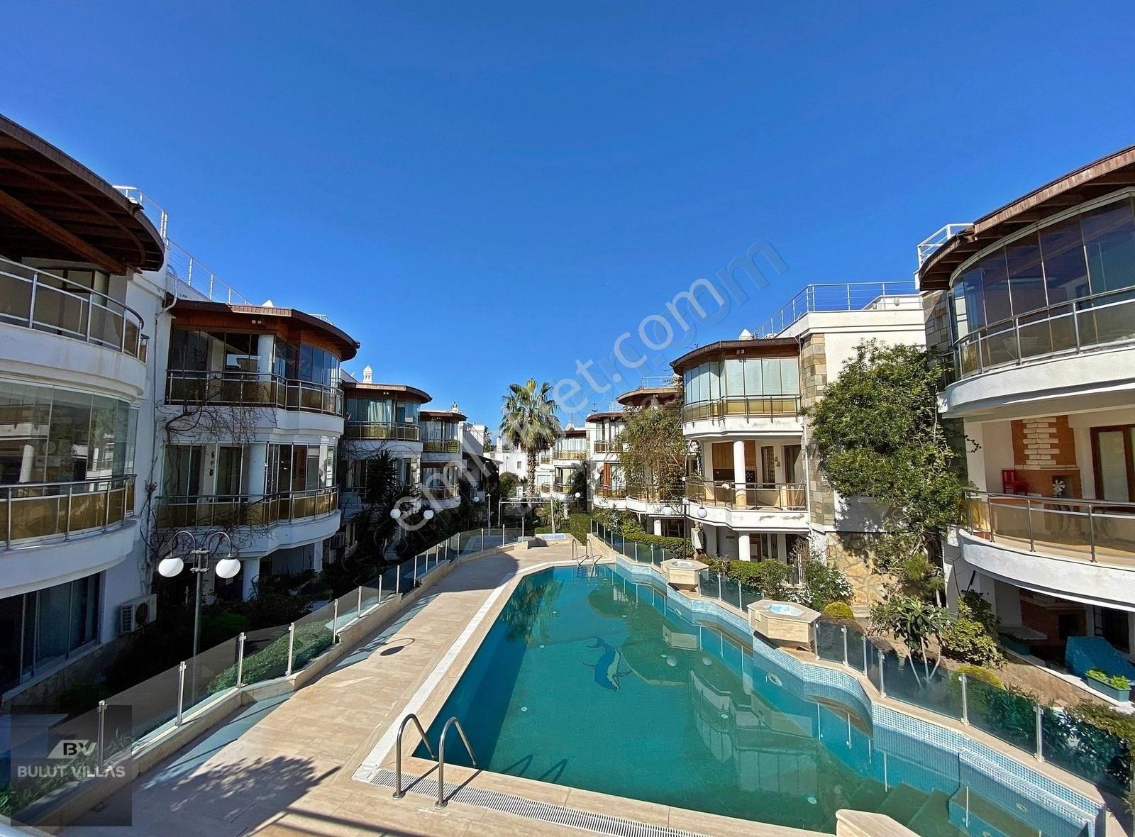 Turgutreis Marina Karşısı Havuzlu Sitede Satılık 2+1 Giriş Daire - Görsel 3