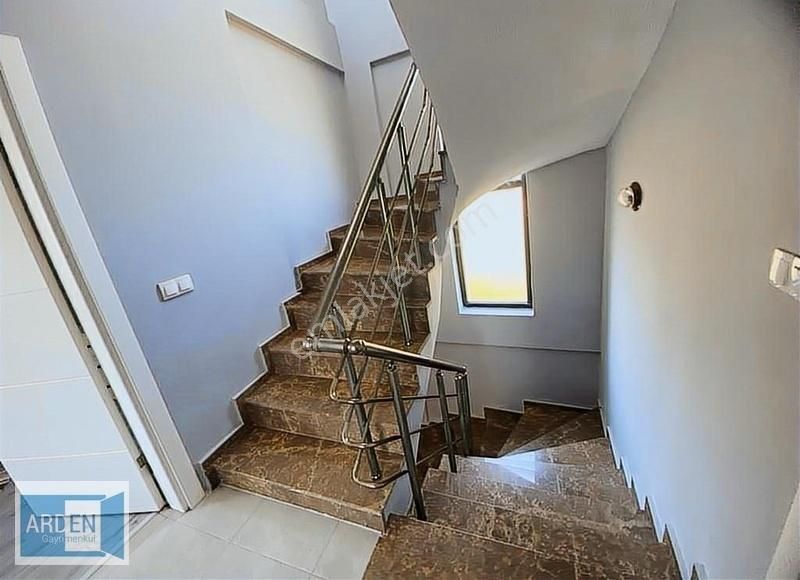 Akarca'da,denize Yürüme Mesafesinde Tam Müstakil Villa - Görsel 27