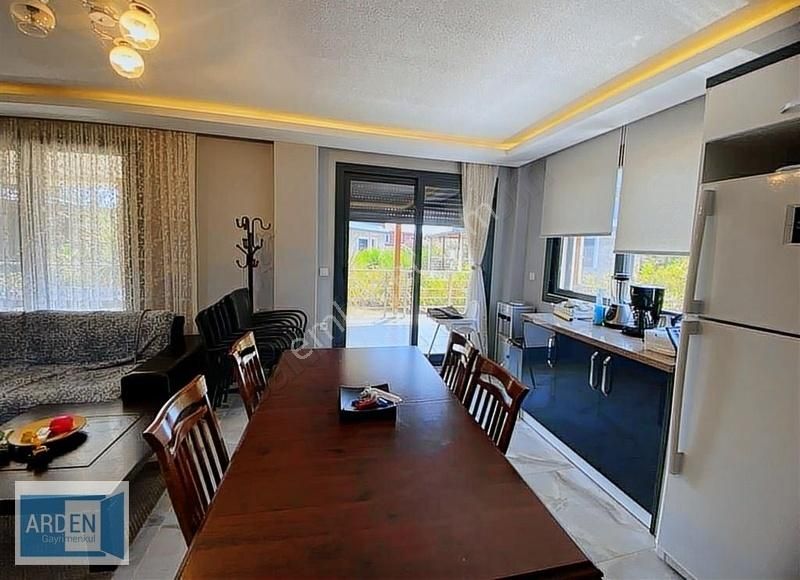 Akarca'da,denize Yürüme Mesafesinde Tam Müstakil Villa - Görsel 14