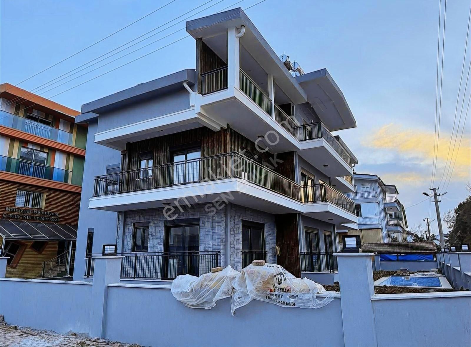 Manavgat Side 1+1 65mt Havuzlu Denize Yakın Satılık Daire - Görsel 2