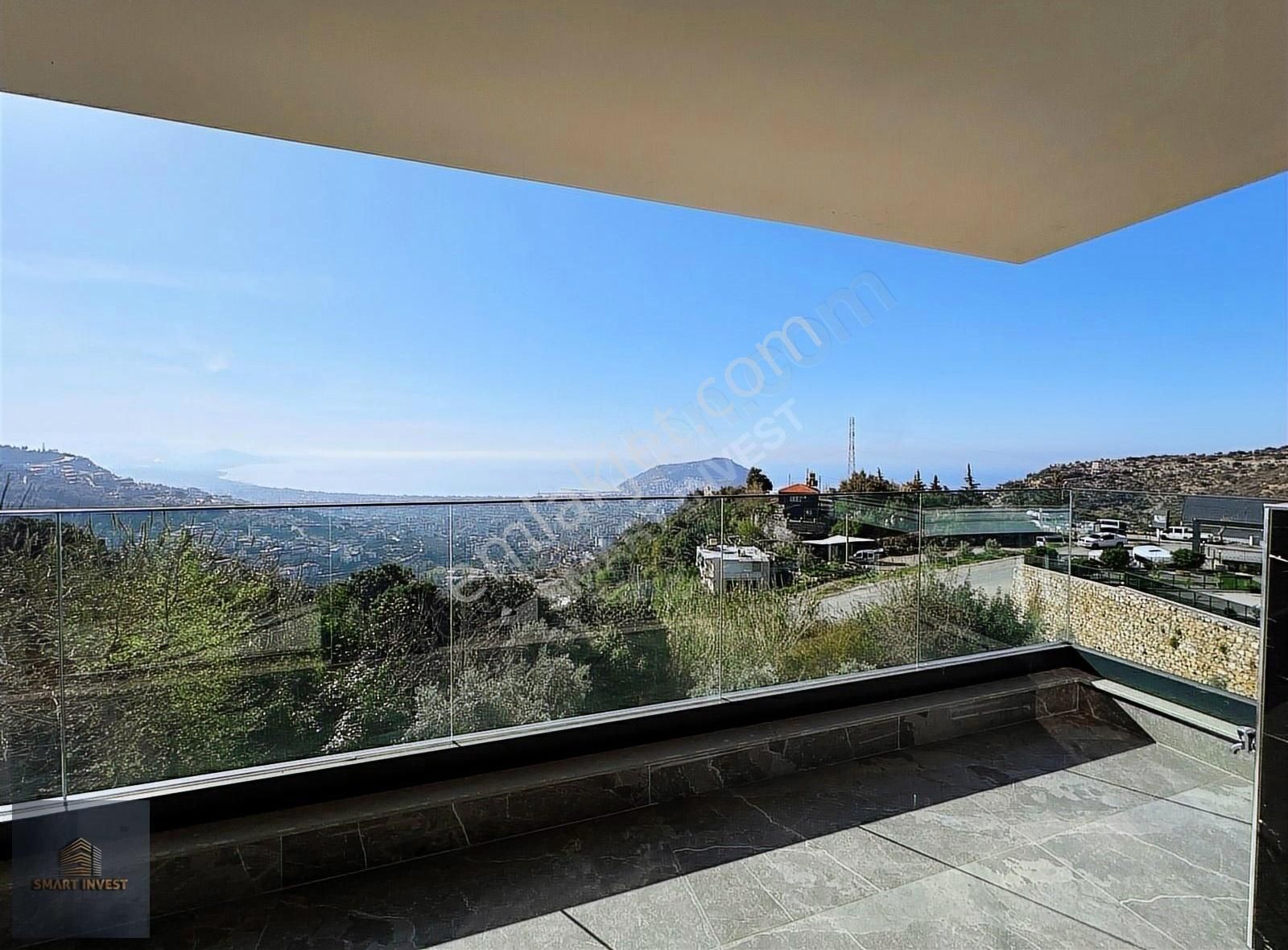 Alanya Tepe Mahallesinde Asansörlü Deniz Manzaralı 5+2 Villa - Görsel 14