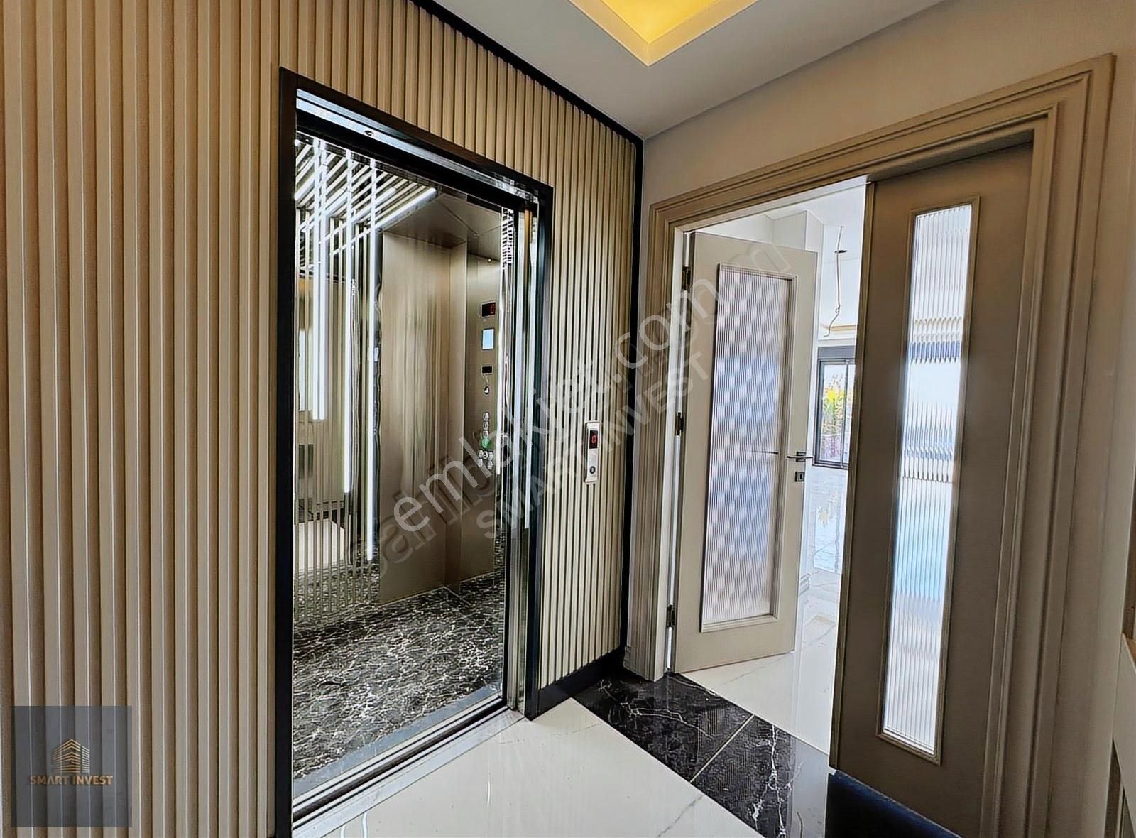 Alanya Tepe Mahallesinde Asansörlü Deniz Manzaralı 5+2 Villa - Görsel 9