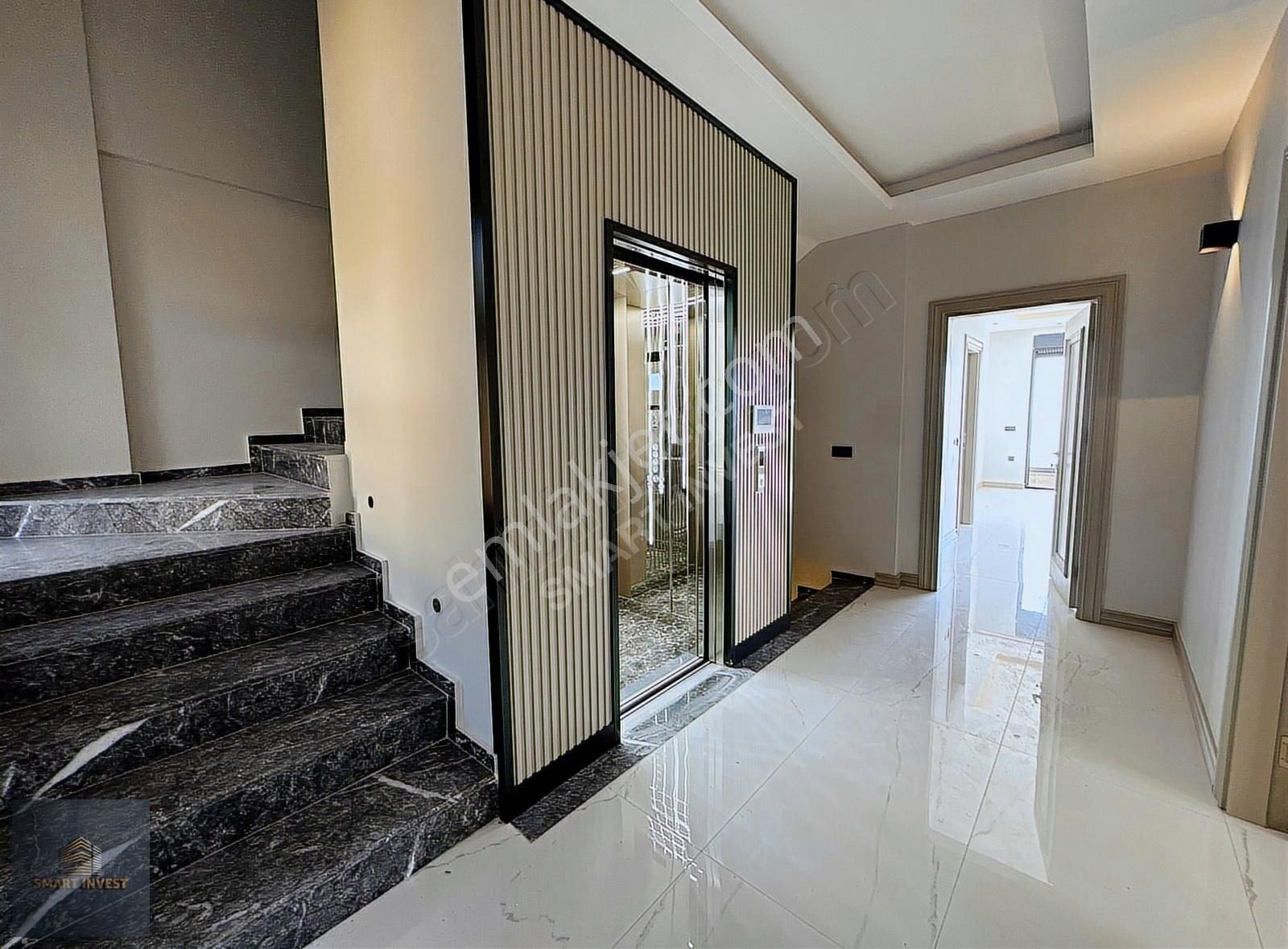 Alanya Tepe Mahallesinde Asansörlü Deniz Manzaralı 5+2 Villa - Görsel 29