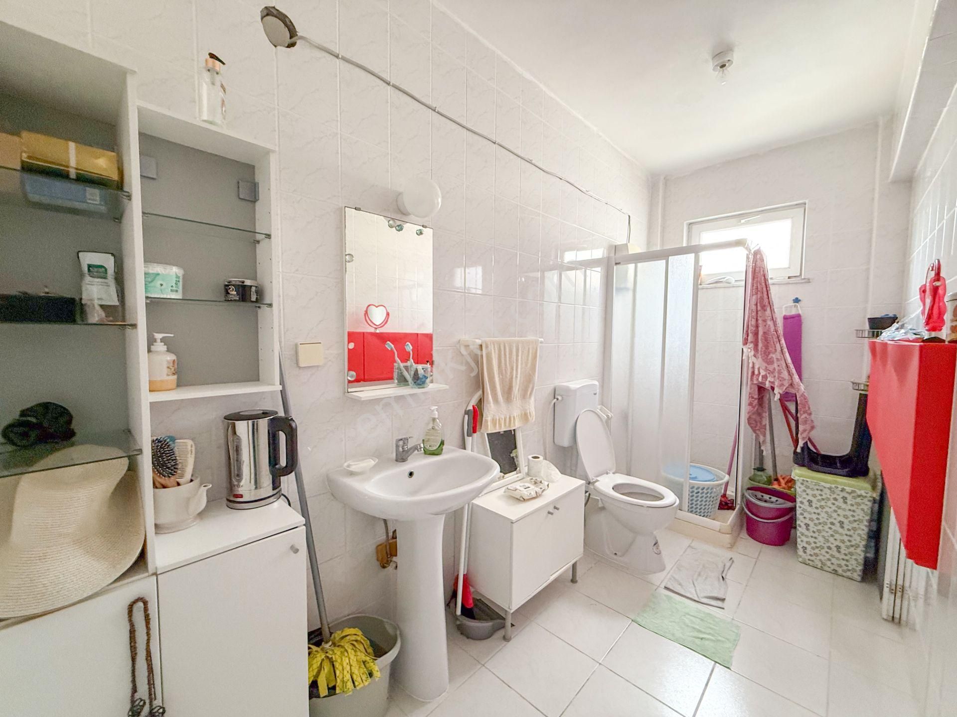 Kumbağ Denize 50 Mt Havuzlu Site İçinde Satılık Tripleks Villa - Görsel 34