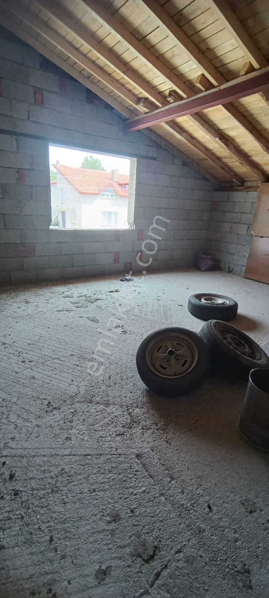 Isparta Gönen Göletevlerde Müstakil Satılık Bina