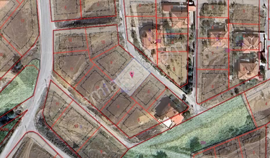 Lotus Tan Tek Tapu Kutludüğün De Merkezi Konumda Arsa - Görsel 8