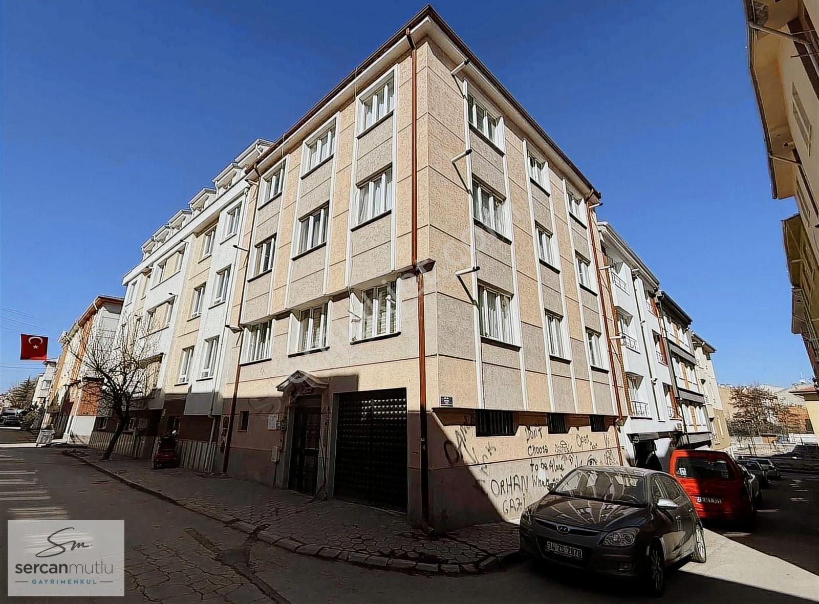 Sercan Mutlu'dan Eczacılık Kapısı Yakını Satılık 1+1 Daire !!!