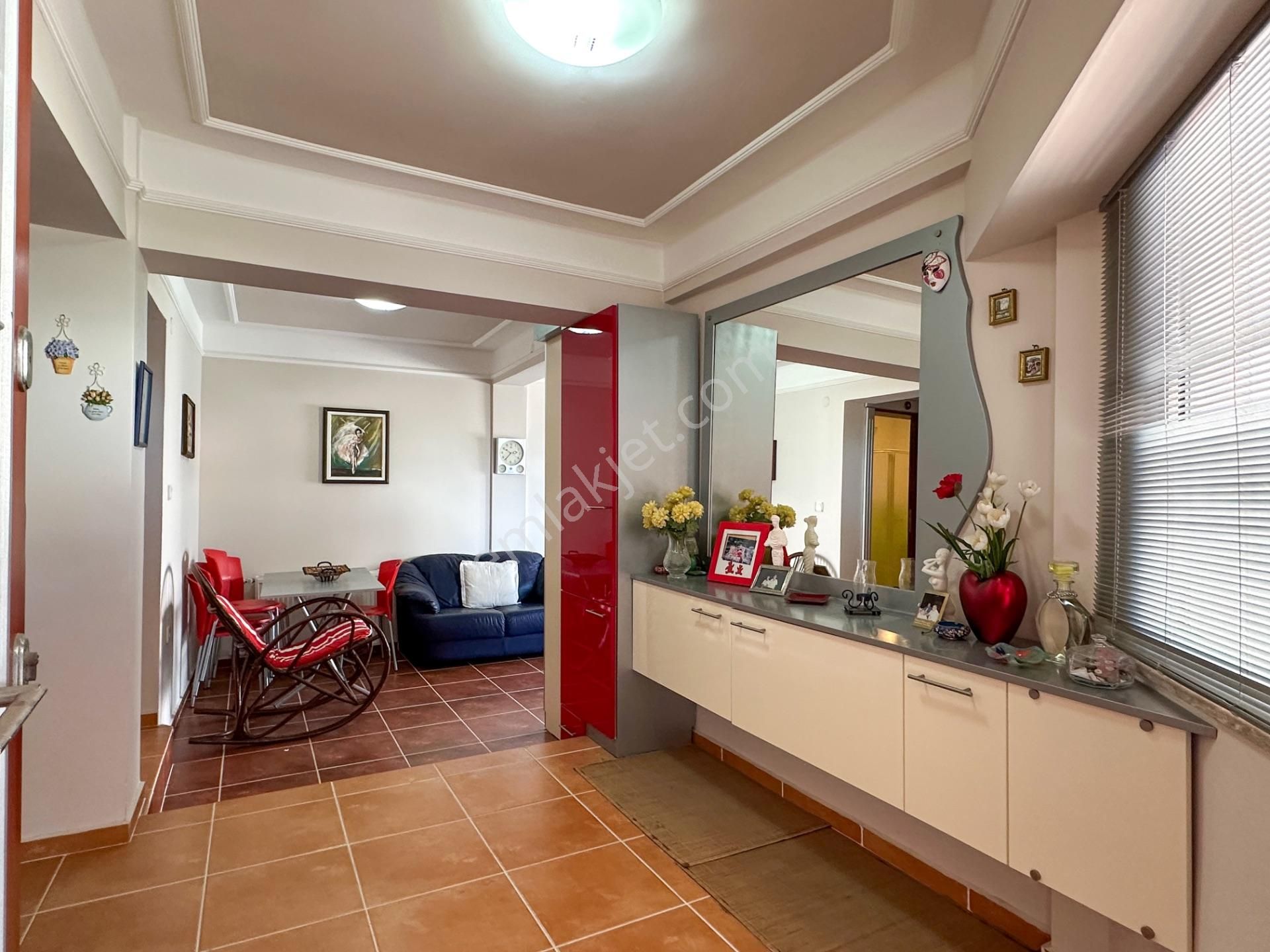 Era Söz Den Fener Sahil Sitesinde Denize Yakın Satılık Villa - Görsel 5