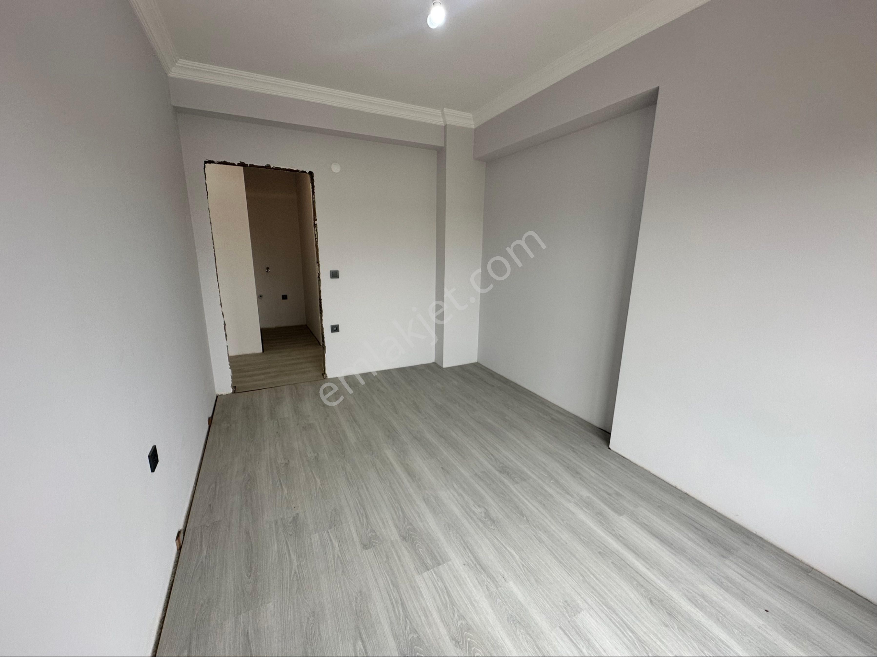 Cumhuriyet Mahallesinde Muhteşem Konumda Sıfır 3+1 Daire - Görsel 18