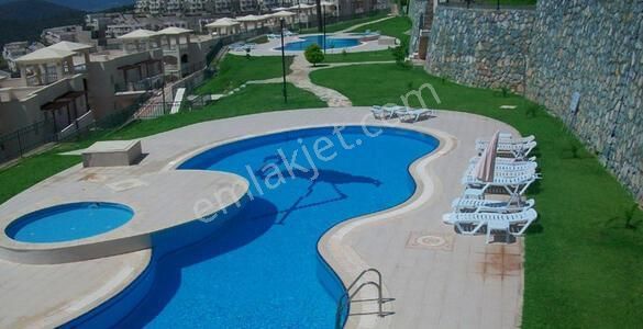 Özel Plajlı Sitede Bakımlı Lüks 2banyolu Daire Dekorlu Ön Blokta - Görsel 3