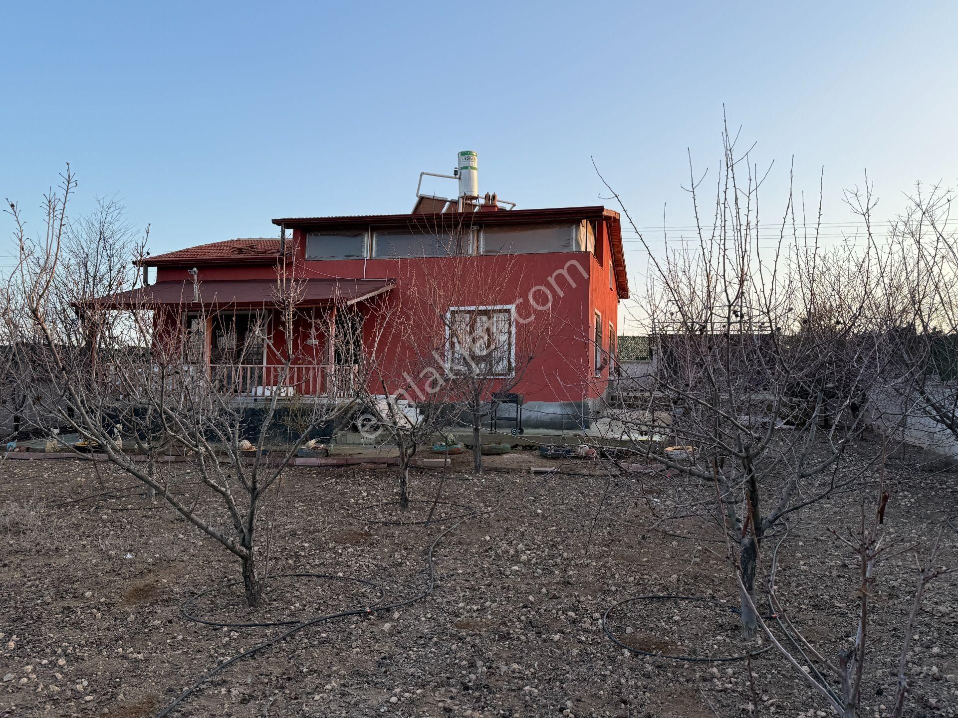 Gödenede 993 Metre Arsa İçinde Kurulu Düzen 1,5 Katlı Müstakilev - Görsel 23