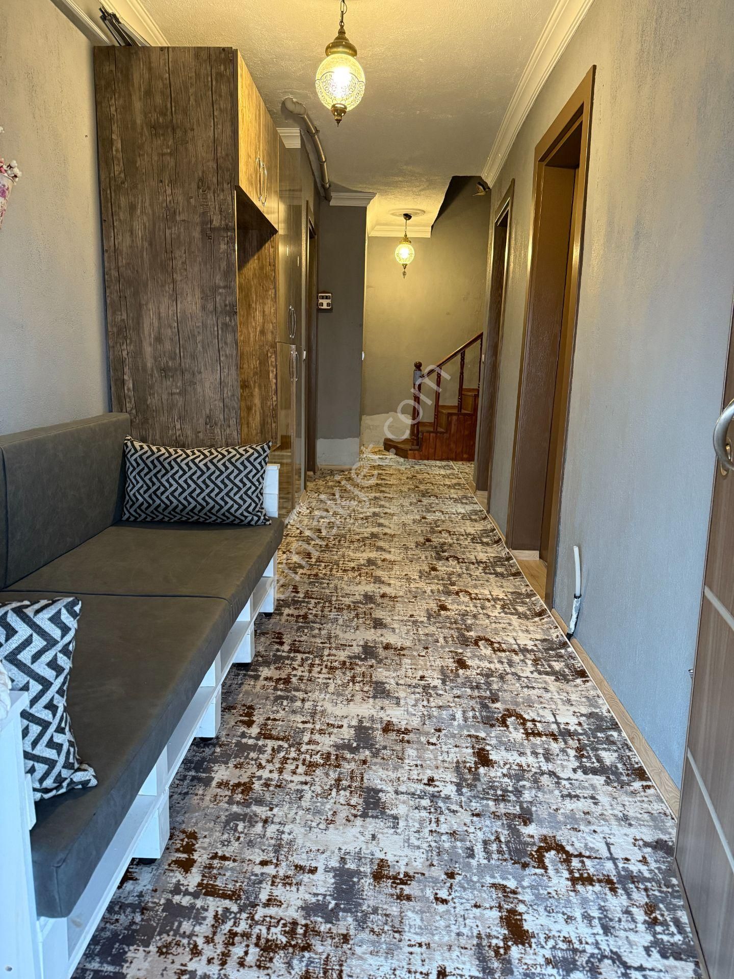 Gödenede 993 Metre Arsa İçinde Kurulu Düzen 1,5 Katlı Müstakilev - Görsel 26