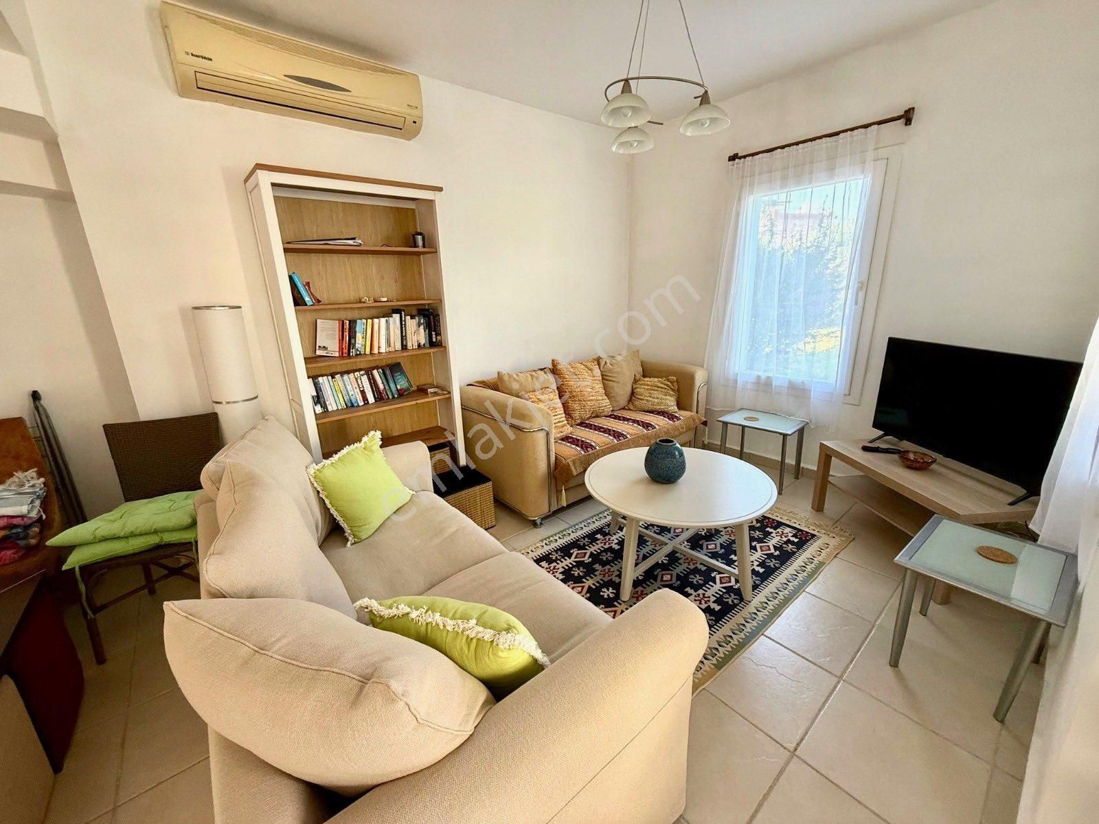 Denize Yakın Satılık Müstakil Bahçeli Villa İngilizden Satılık Eşyalı Ev - Görsel 12