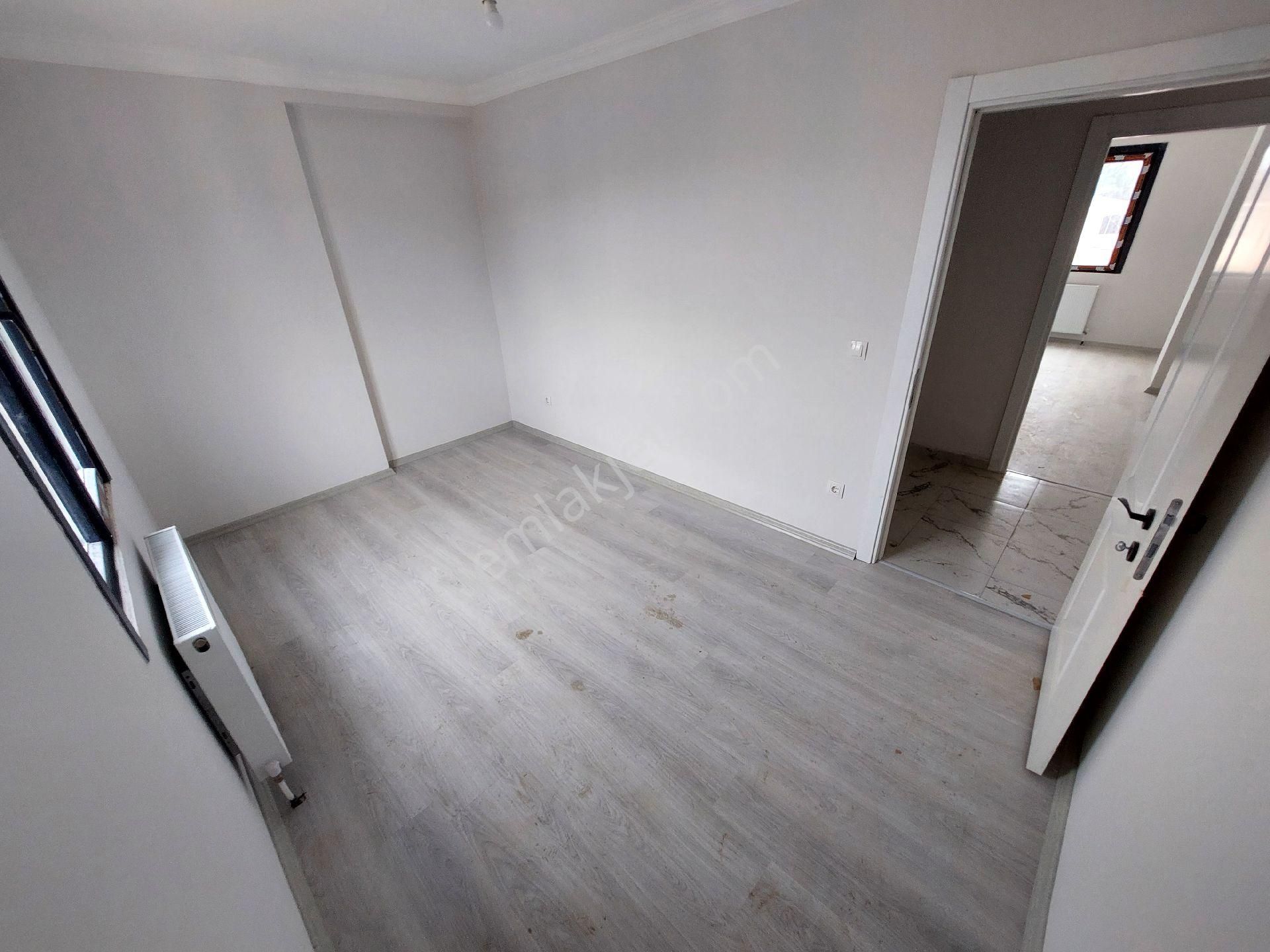 Site Emlak Gayrimenkul'den Hamidiye Mh'de 3+1harika Ara Kat Satılık Daire - Görsel 11