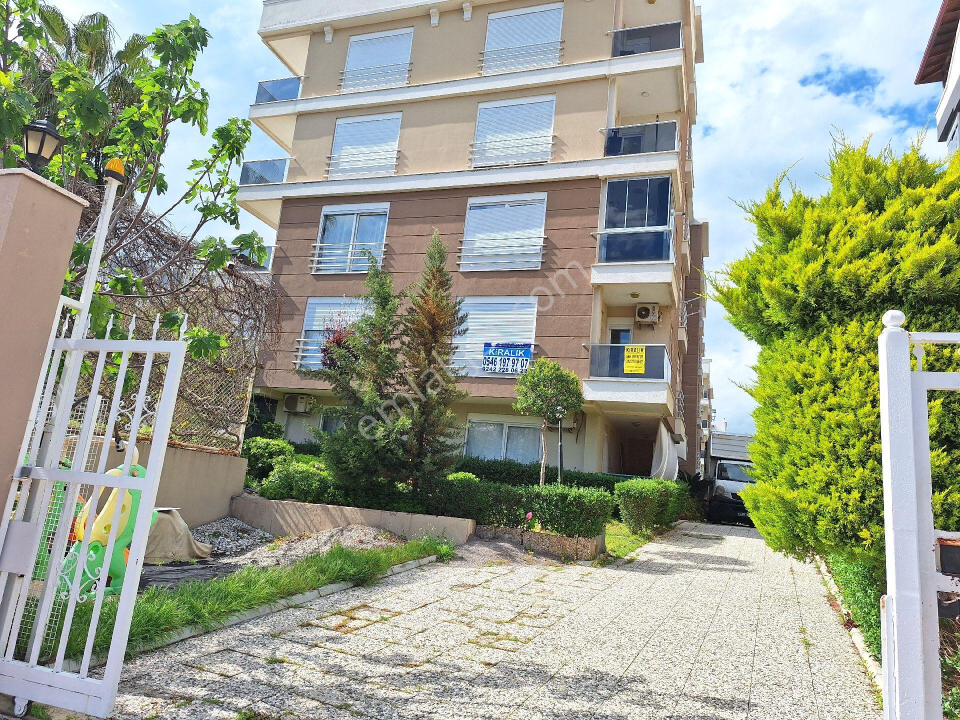 Konyaaltı Hurma Mahallesinde Havuzlu Site İçinde Katta 2+1 Daire - Görsel 35