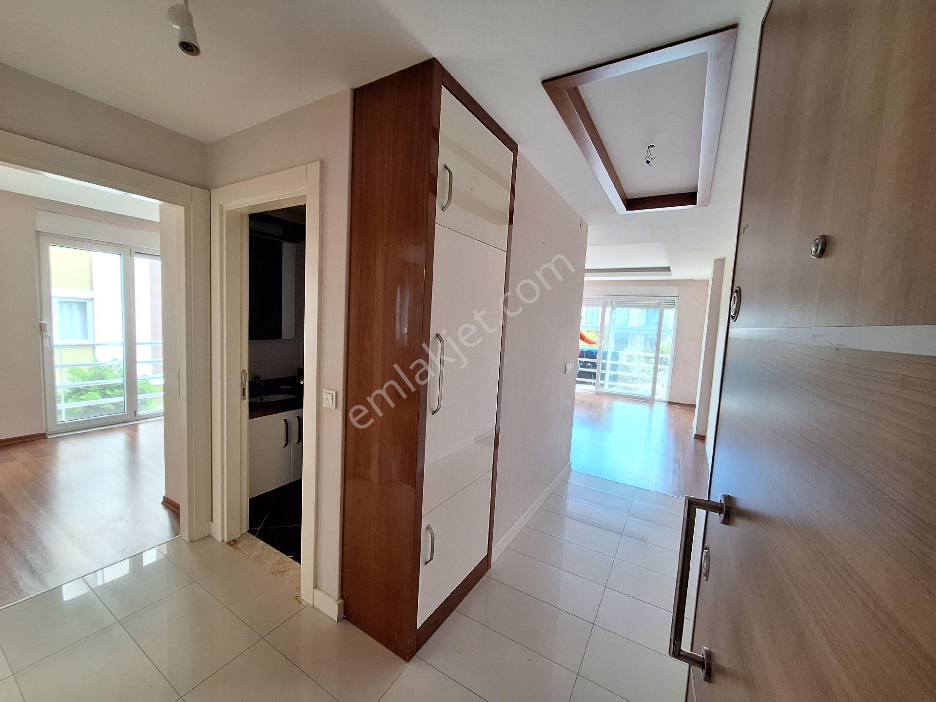 Konyaaltı Hurma Mahallesinde Havuzlu Site İçinde Katta 2+1 Daire - Görsel 26