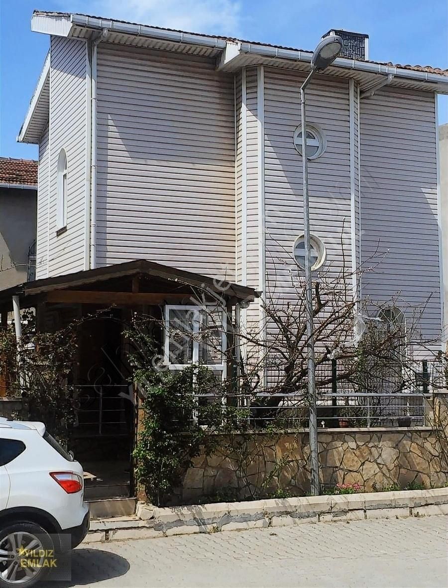 Kamilobada E-5 Cepheli Denize Yürüme Mesafesinde Satılık Villa - Görsel 13