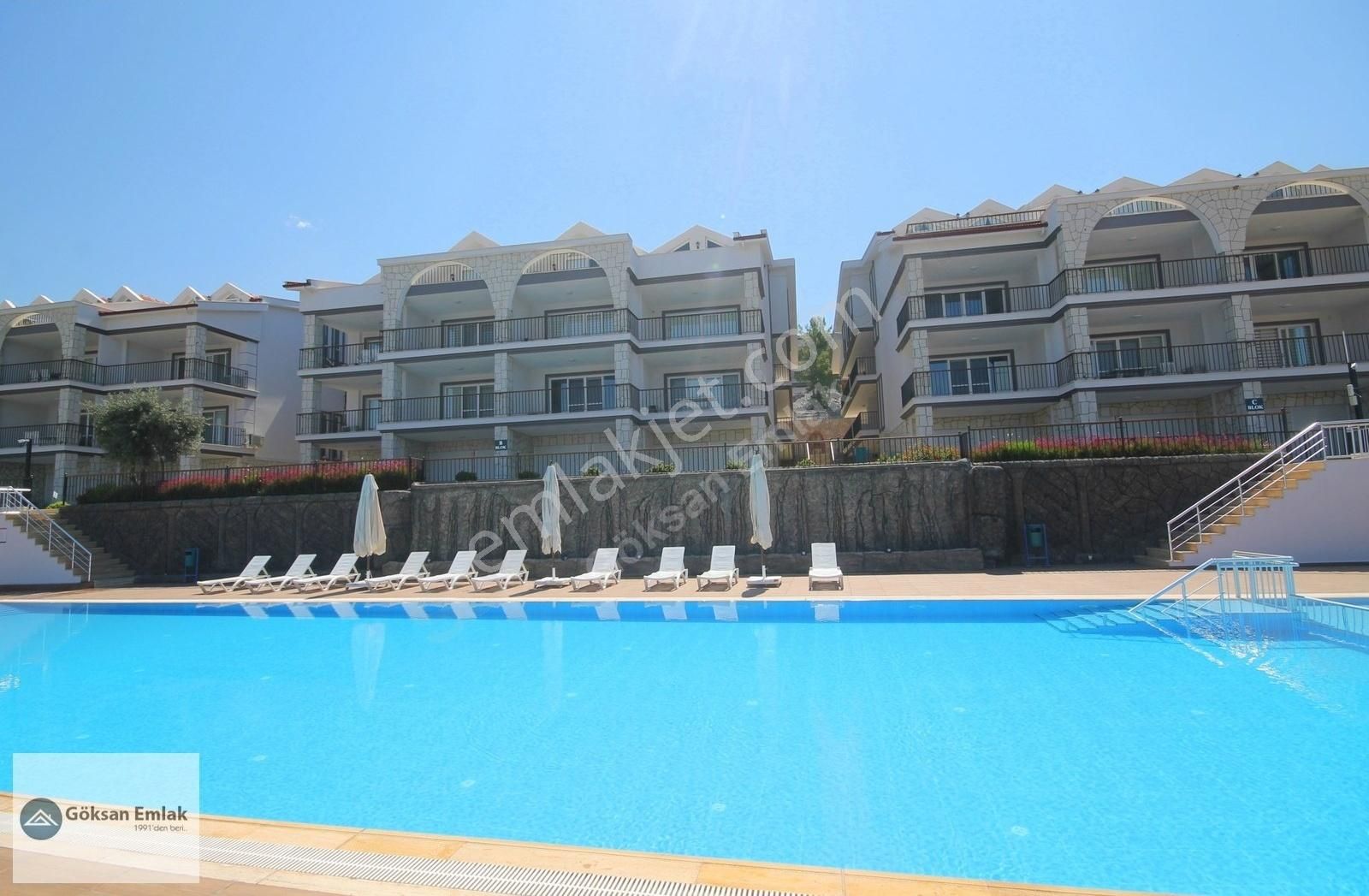 Akbük Merkezde Yabancıdan Satılık 3+1 Havuzlu Dubleks Daire - Görsel 35