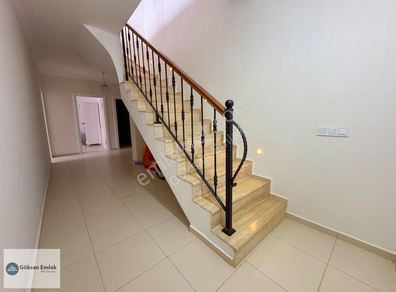 Akbük Merkezde Yabancıdan Satılık 3+1 Havuzlu Dubleks Daire - Görsel 27