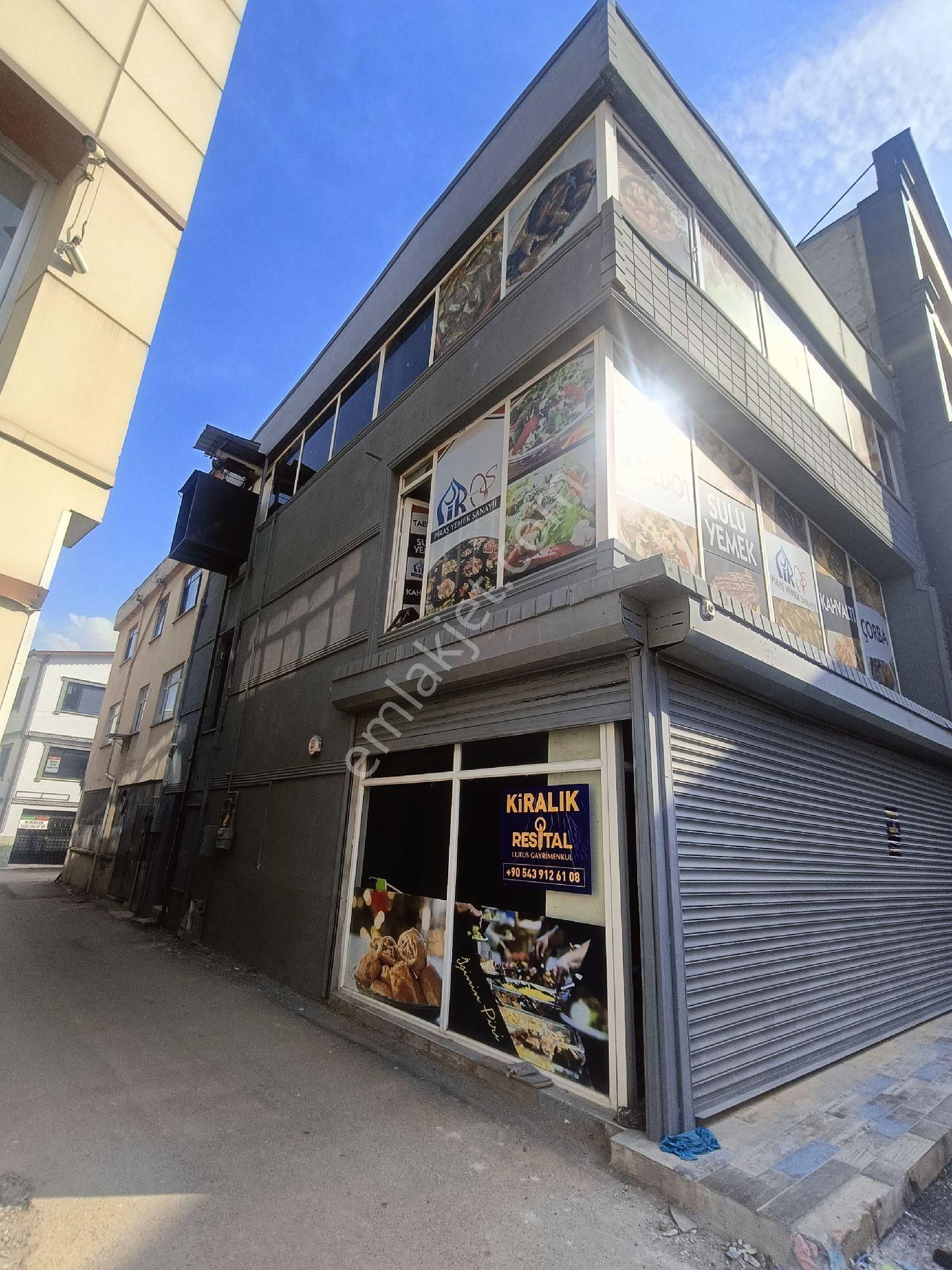 Vişne Caddesi'nde Kiralık 3 Katlı İş Yeri