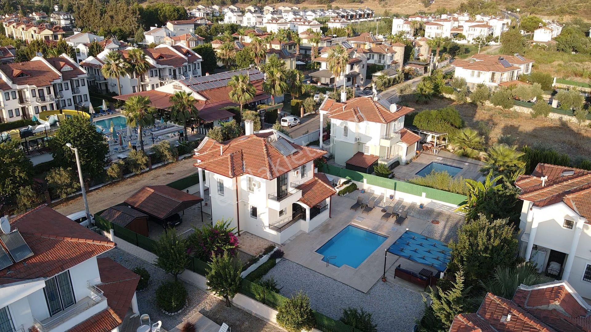 Fethiye Çiftlik Denize Yürüme Mesafesinde Tam Müstakil Villa - Görsel 3