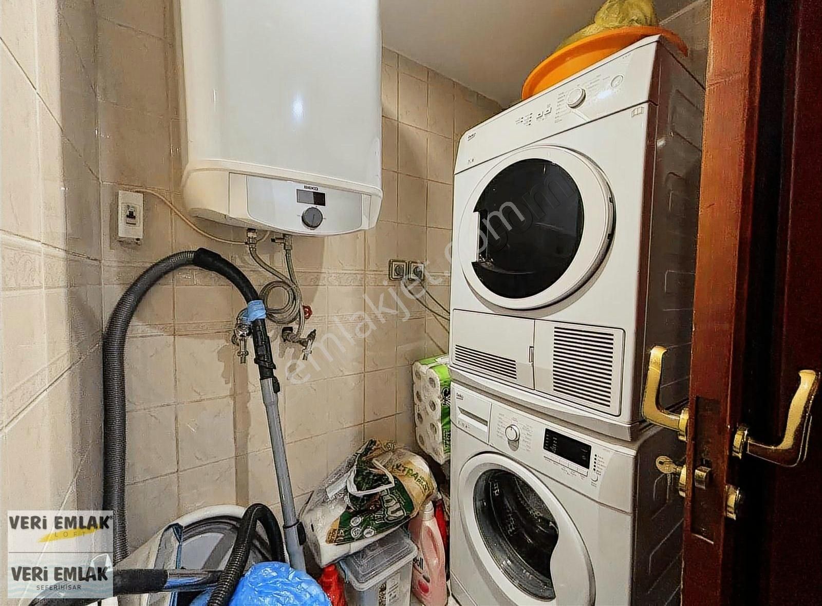 Alsancak Şair Eşref Bulvarı Üzerinde Masrafsız Satılık 3+1 Daire - Görsel 3