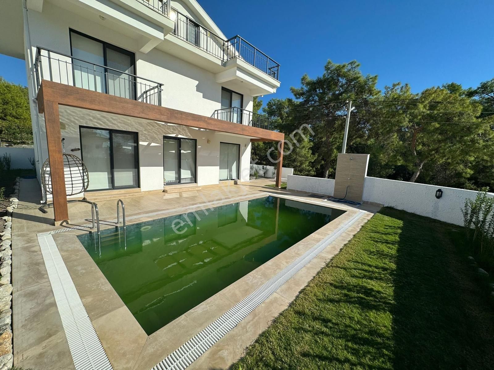 Fethiye Çiftlikte Satılık 3+1 Müstakil Havuzlu Depolu Villa Eşyali Satılık - Görsel 3