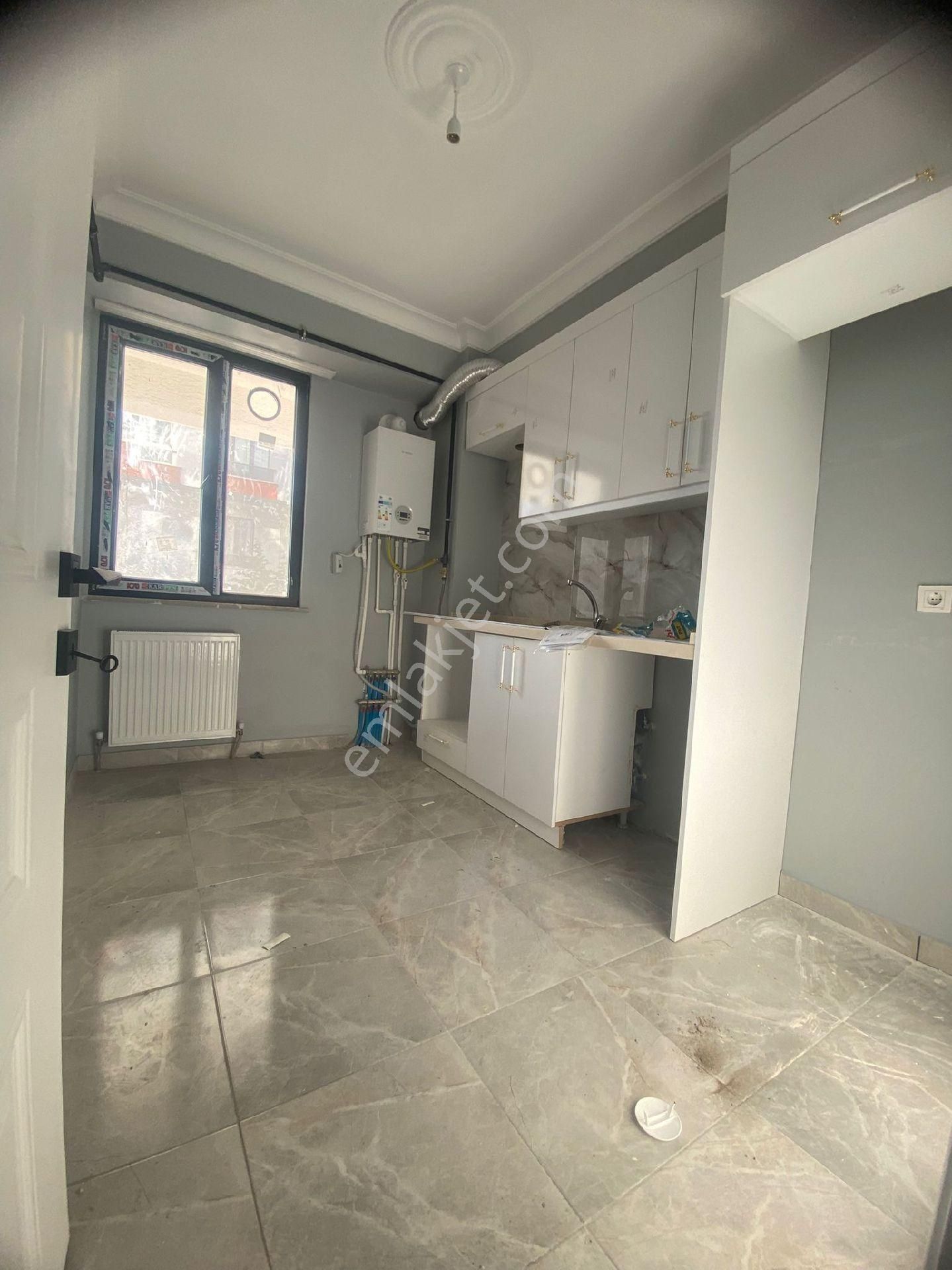 Sultanbeyli Battalgazi Mah Kiralık 2+1düz Giriş