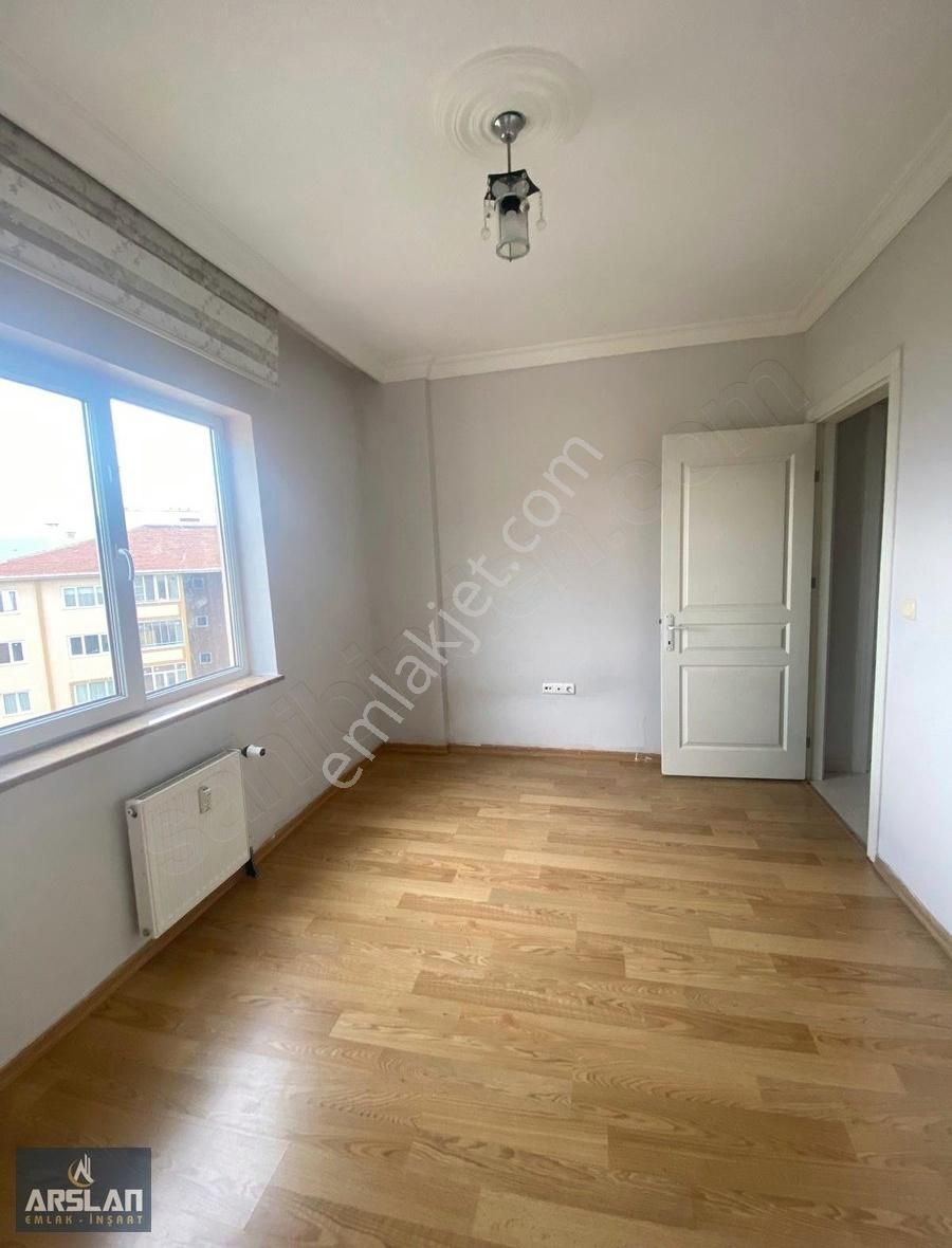 Arslan Emlak'tan İnegöl Toki'de 1.etapta Masrafsız Satılık Daire - Görsel 4