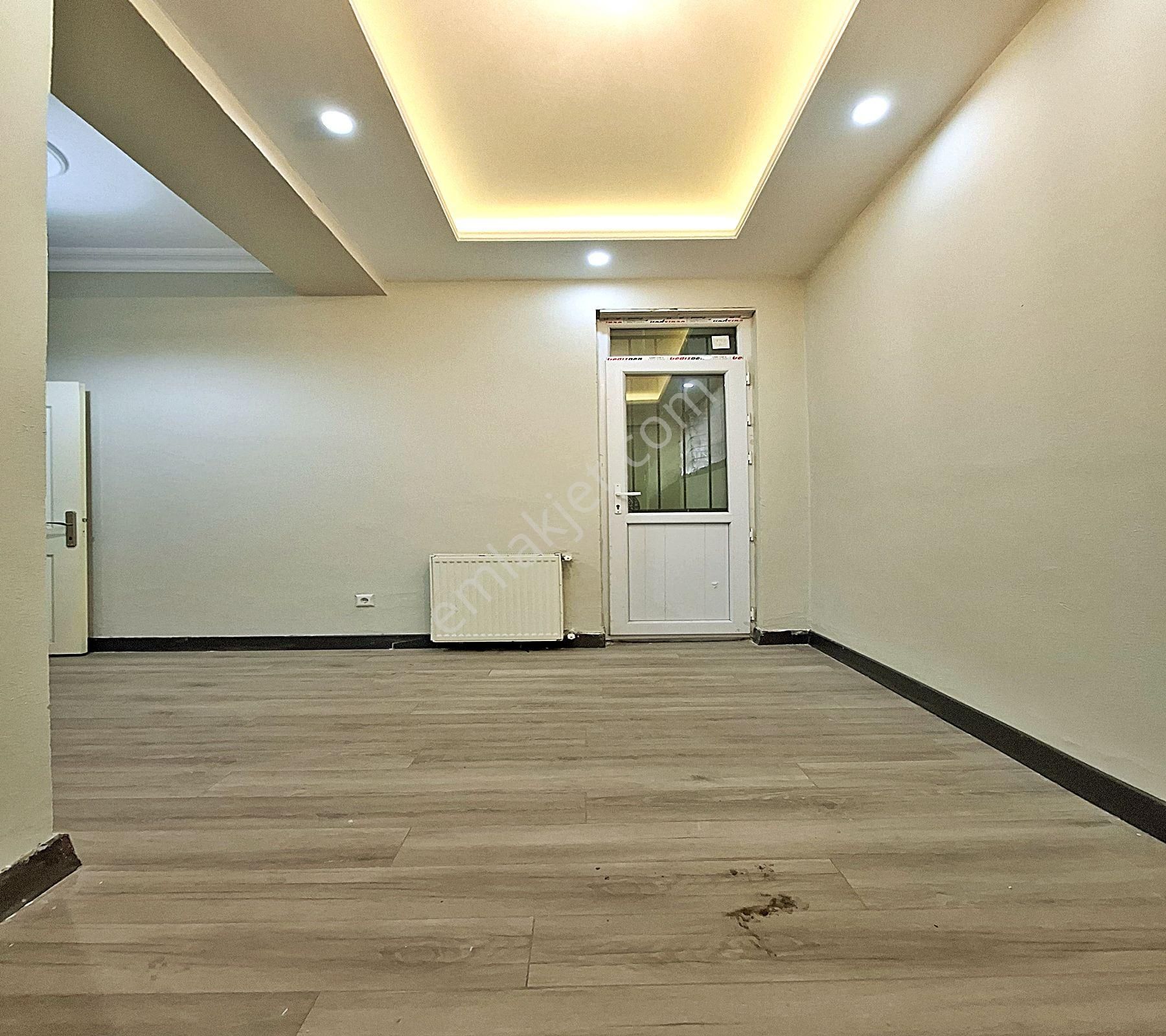 Hanev İnşaattan Yeşilkent'te 2+1 Lüx Dekorlu Bahçe Katı Daire ! - Görsel 24
