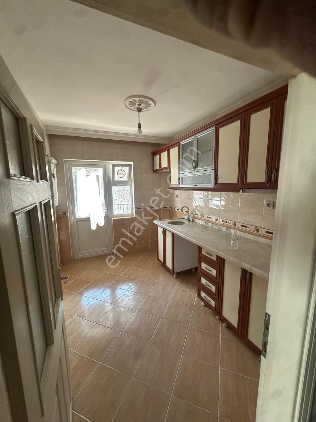 Karaaslan'dan Selçuklu Mah. 3+1 1. Arakatta Daire