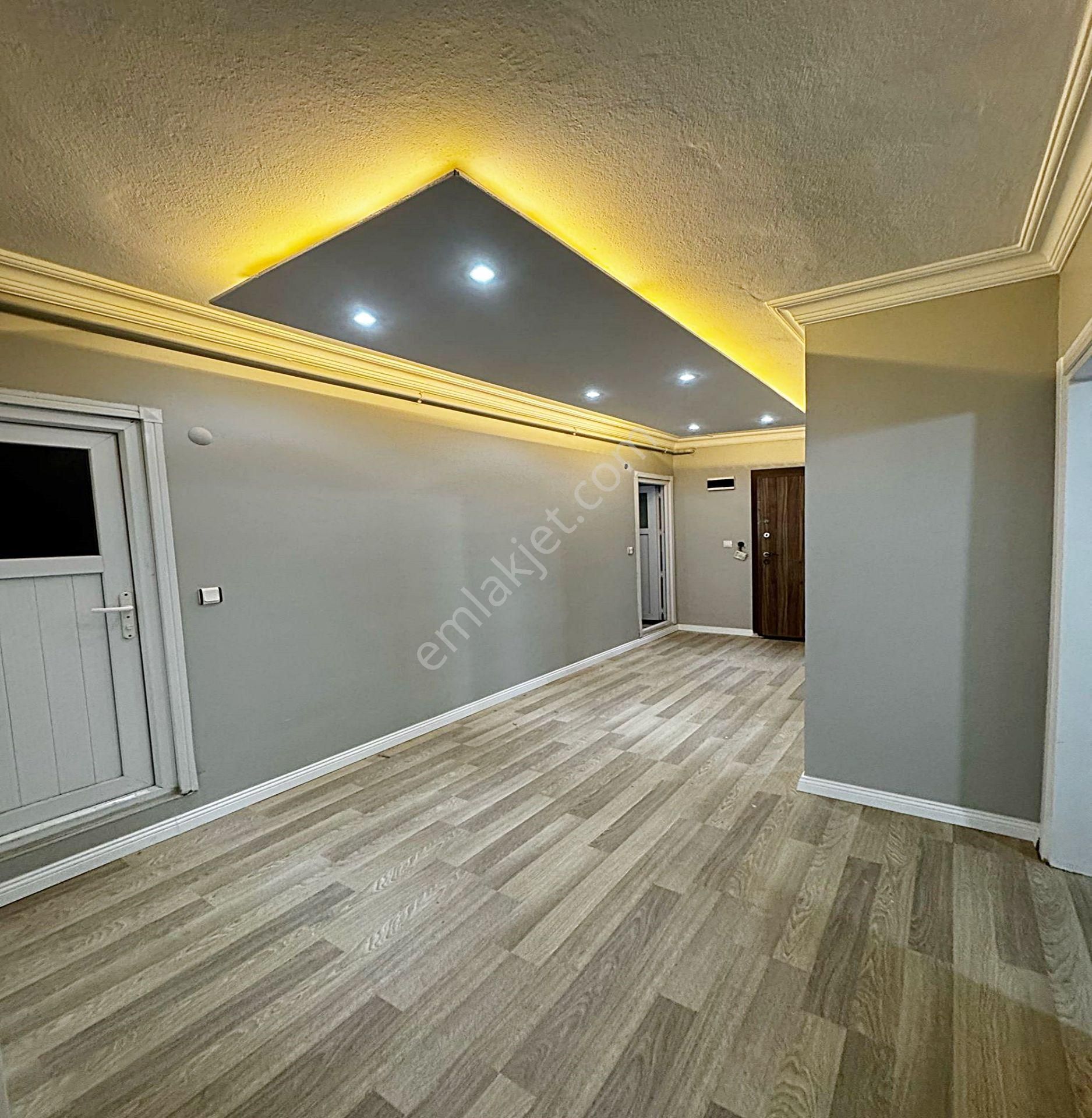 Mehtereçeme Mahallesinde Metrobüse Yakın Tertemiz Masrafsız 2+1 Satılık Daire - Görsel 28