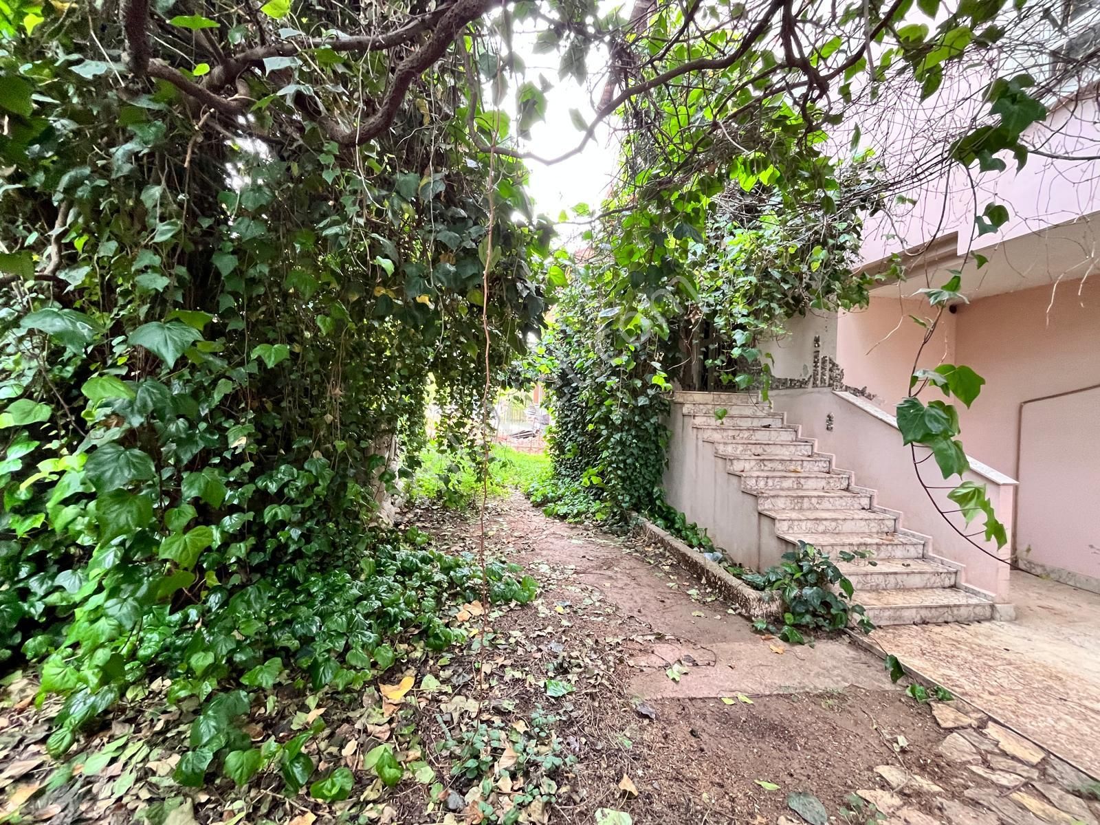 Antalya Güzeloba Satılık Komple Bina Deniz Görüyor 8 Adet Tapu - Görsel 3