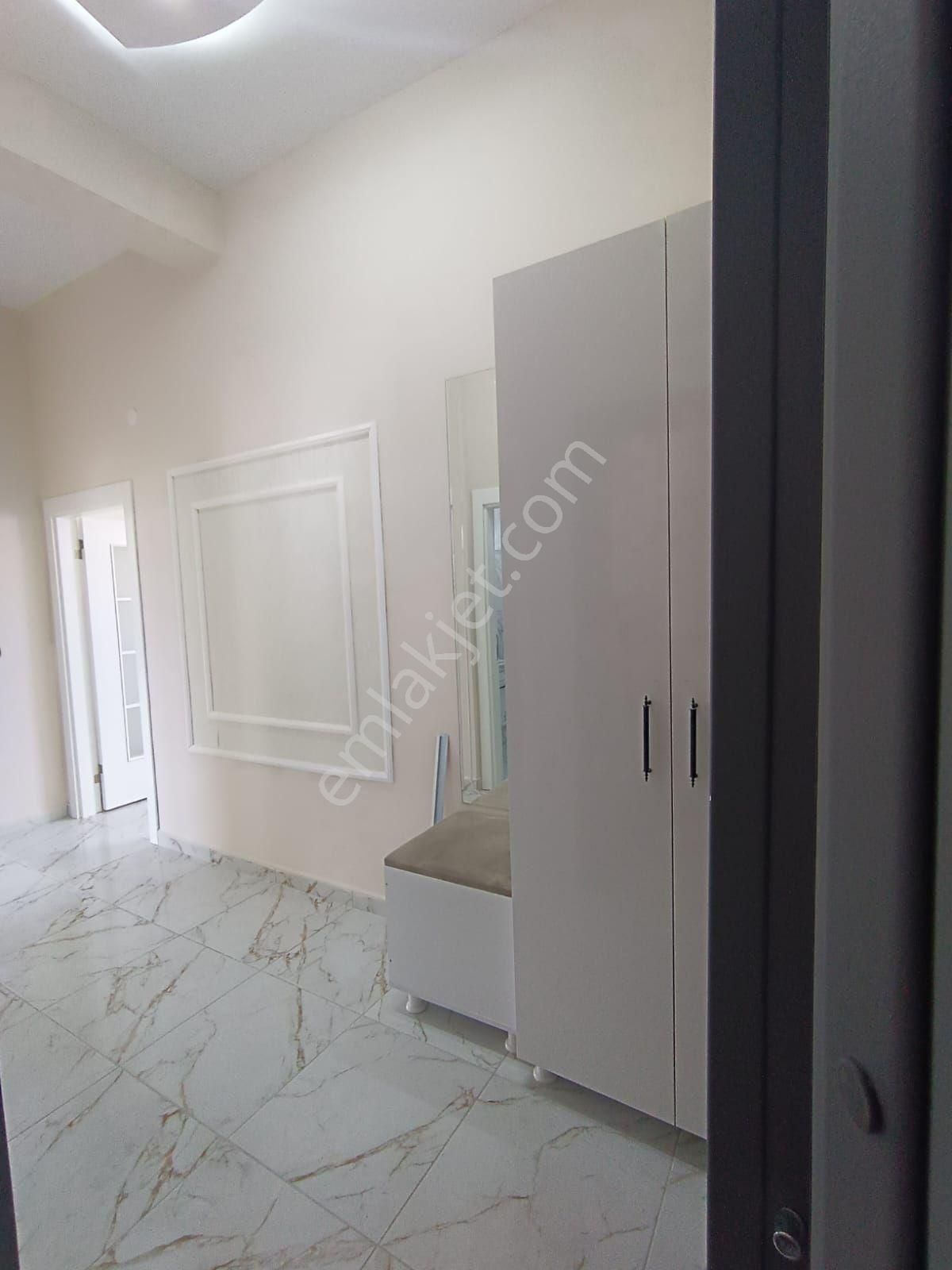 Erkilette Ana Cadde Üzeri Villa Tadında Daire - Görsel 20