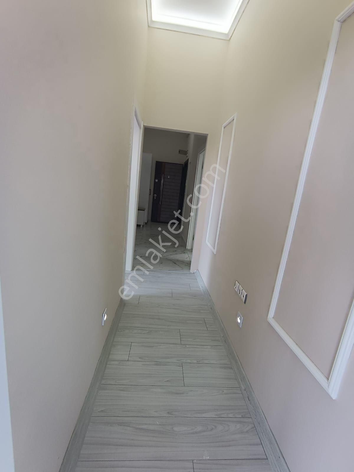 Erkilette Ana Cadde Üzeri Villa Tadında Daire - Görsel 14