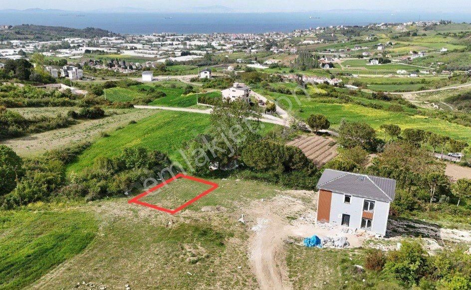 Sahibinden Termal Akköy'de Deniz Manzaralı 3 Cepheli Köşe Parsel