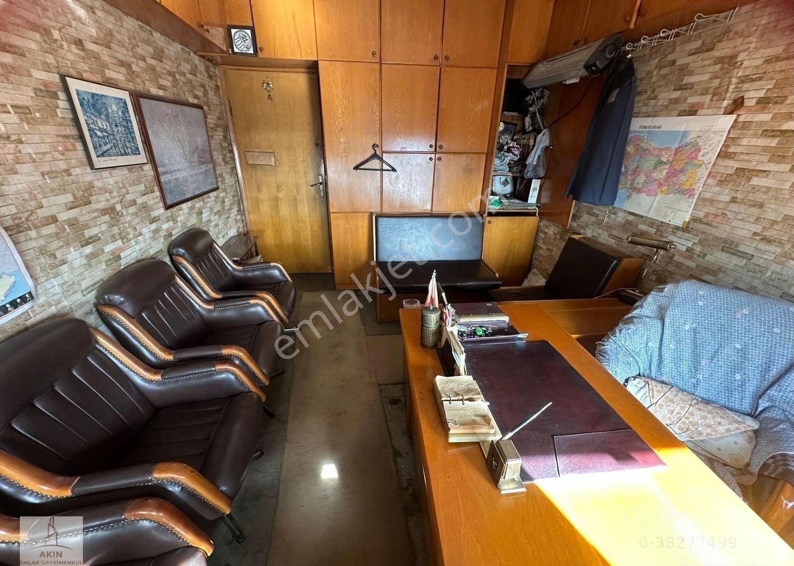 K.çekmece Kanarya Ana Cadde Üstünde Birlik İş Merkezi Hanında Satılık Ofis - Görsel 7
