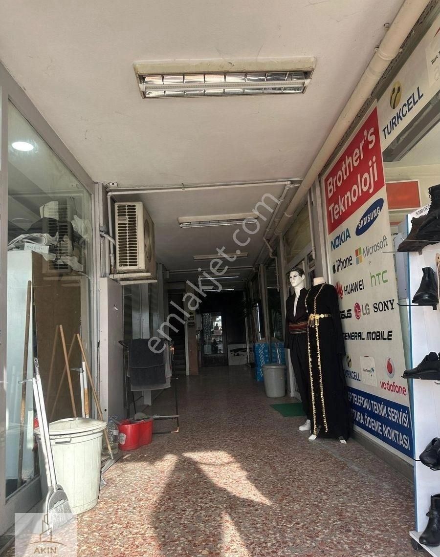 K.çekmece Kanarya Ana Cadde Üstünde Birlik İş Merkezi Hanında Satılık Ofis - Görsel 13
