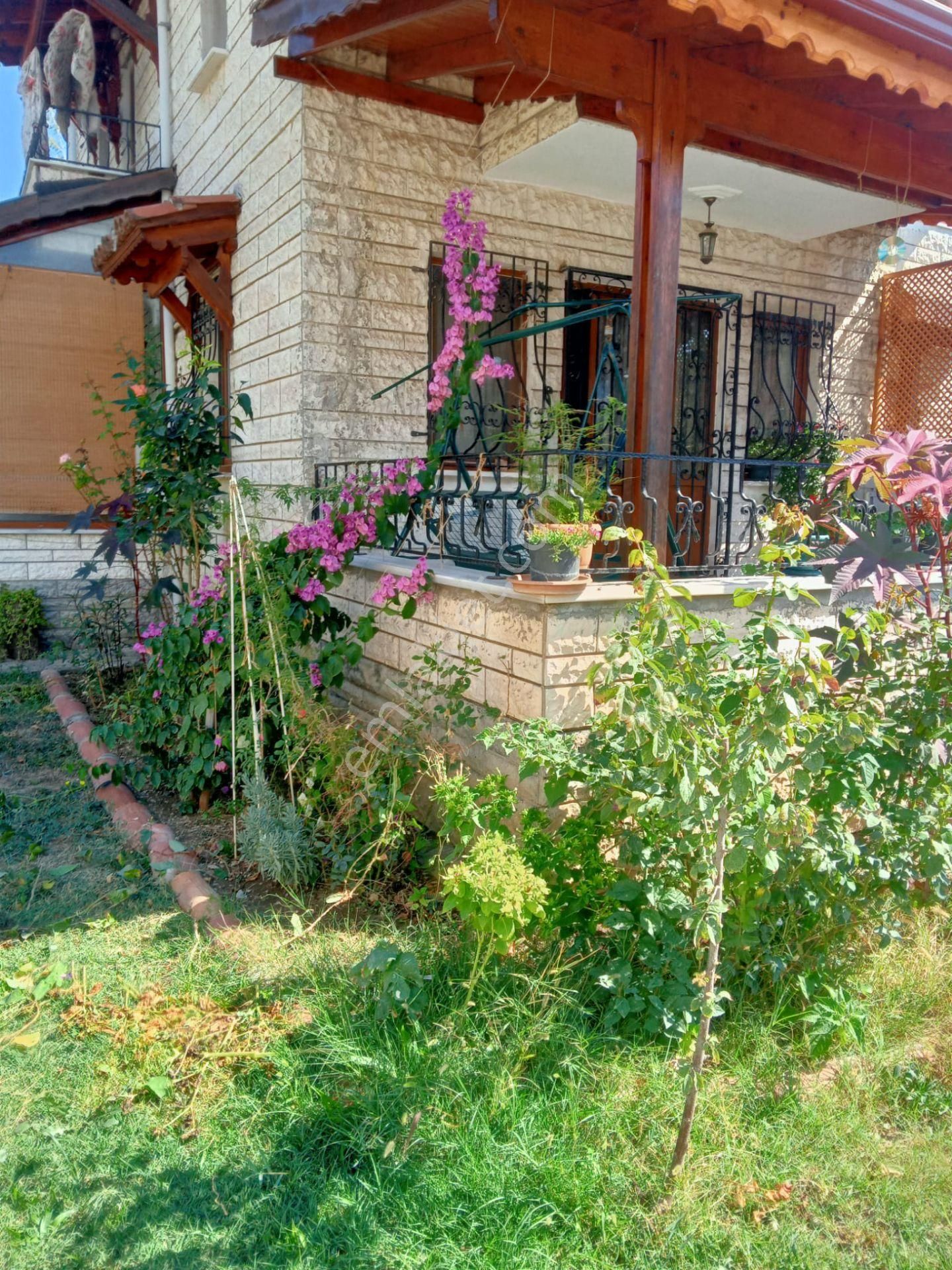 Bursa İznik Göl Kenarında 4+1 Fırsat Triplex Villa - Görsel 7