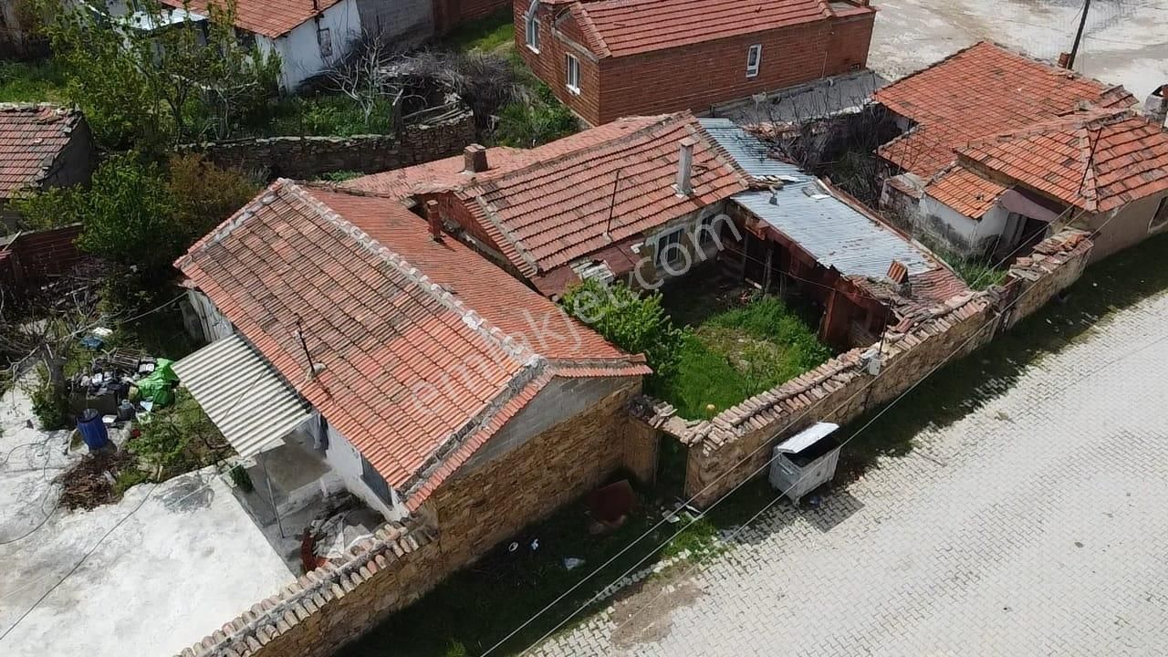 Ön Emlak'tan Burhaniye Yunuslar Köyü Merkezde Satılık Köy Evi! - Görsel 3