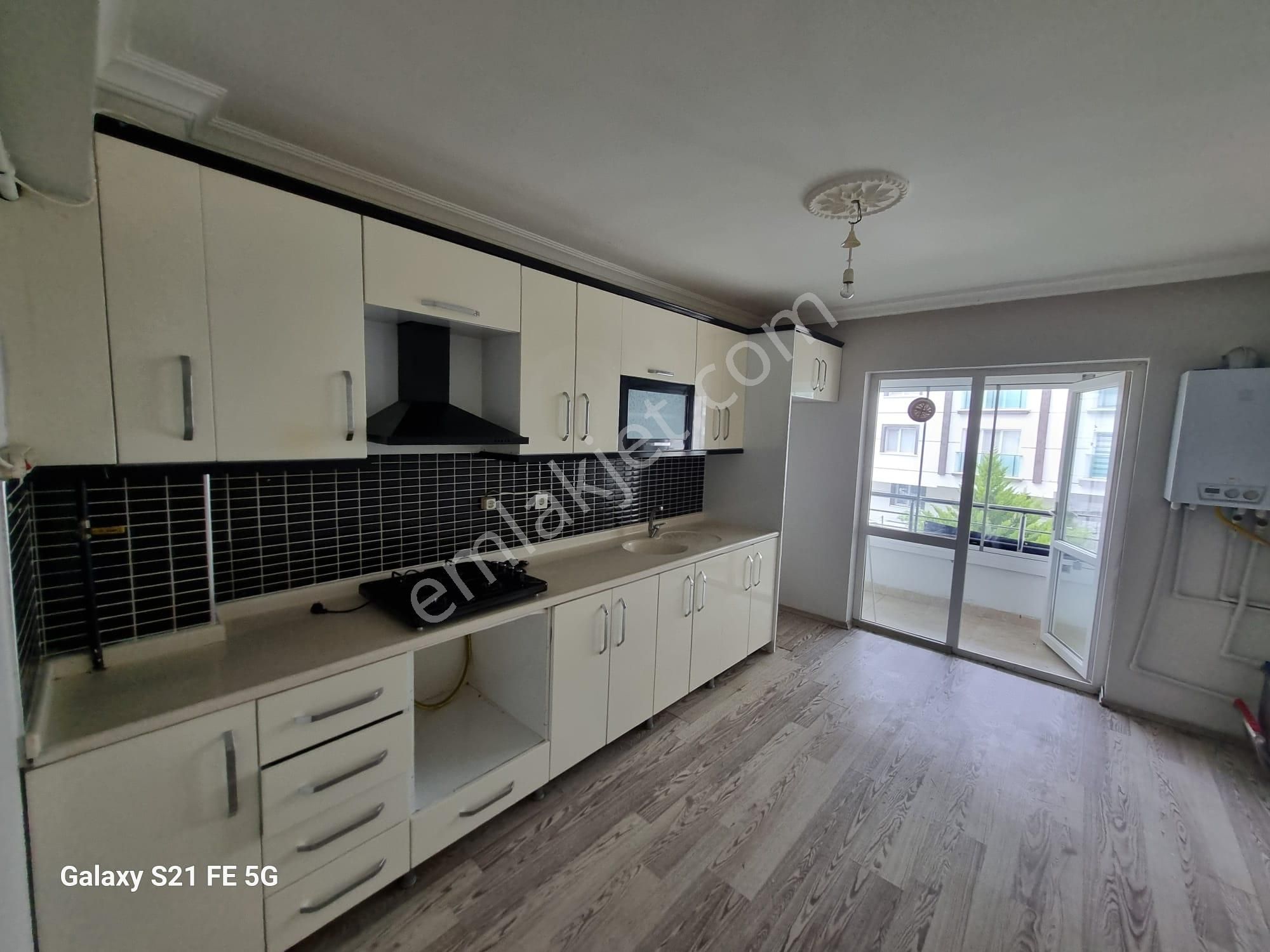 Demiröz Gayrimenkulden Fevzi Çakmakta 3+1 Yüksek Giriş Daire