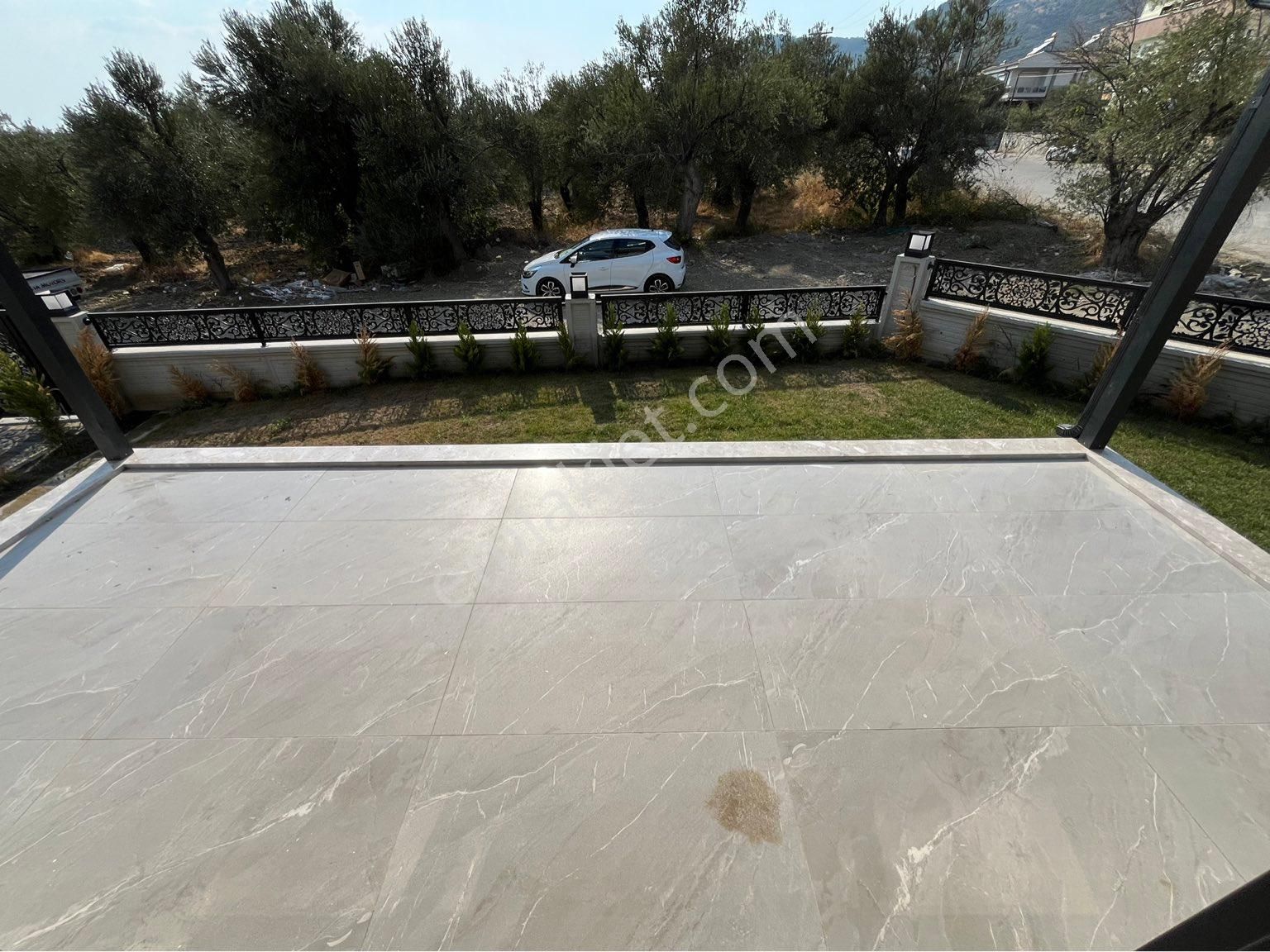 Köşk Emlak'tan Küçükkuyu Mıhlı Bölgesinde Denize 250m Mesafede Ultra Lüx 4+1 Müstakil Villalar - Görsel 17