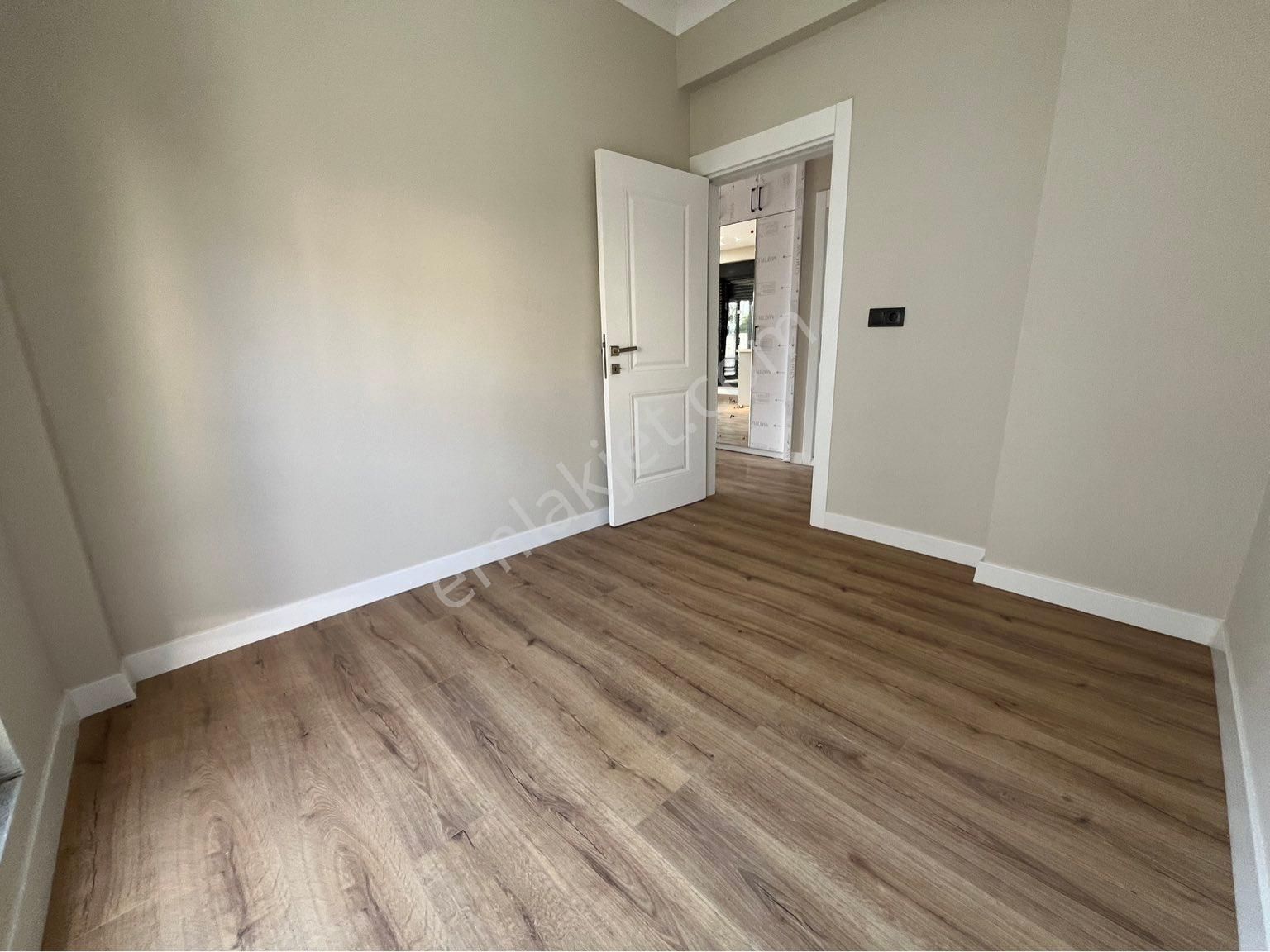 Köşk Emlak'tan Küçükkuyu Mıhlı Bölgesinde Denize 250m Mesafede Ultra Lüx 4+1 Müstakil Villalar - Görsel 19