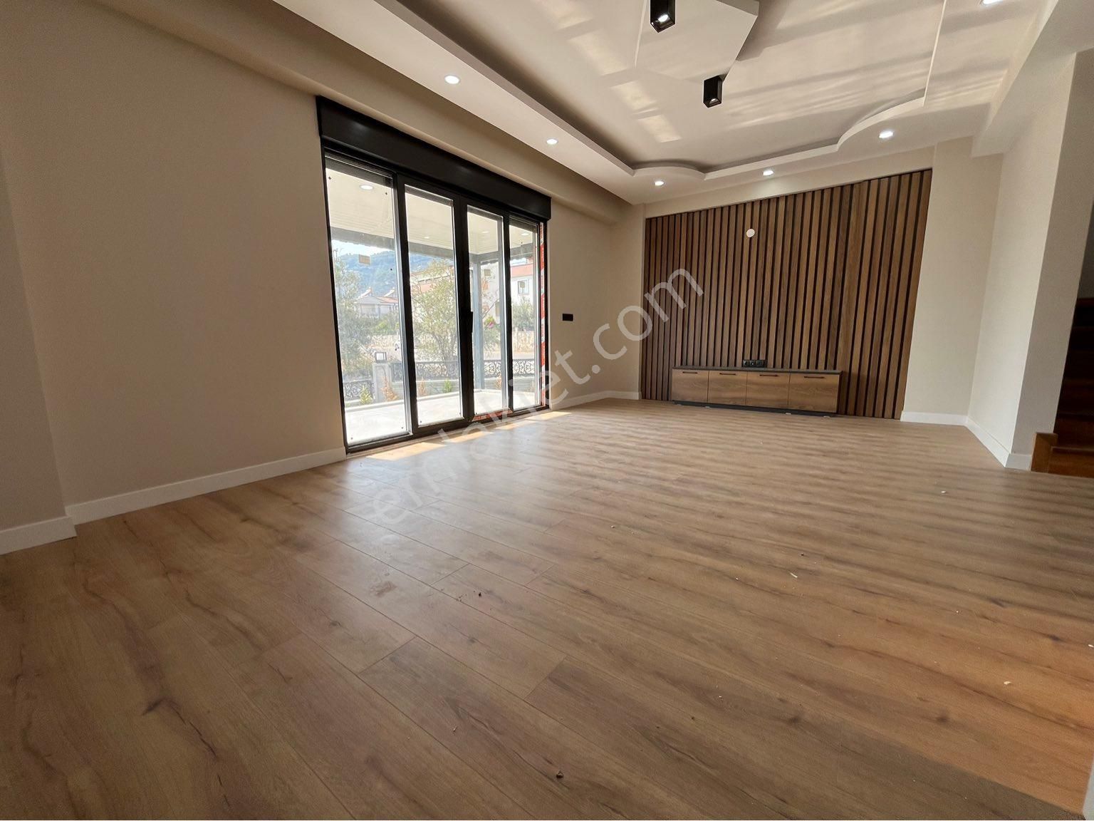 Köşk Emlak'tan Küçükkuyu Mıhlı Bölgesinde Denize 250m Mesafede Ultra Lüx 4+1 Müstakil Villalar - Görsel 10